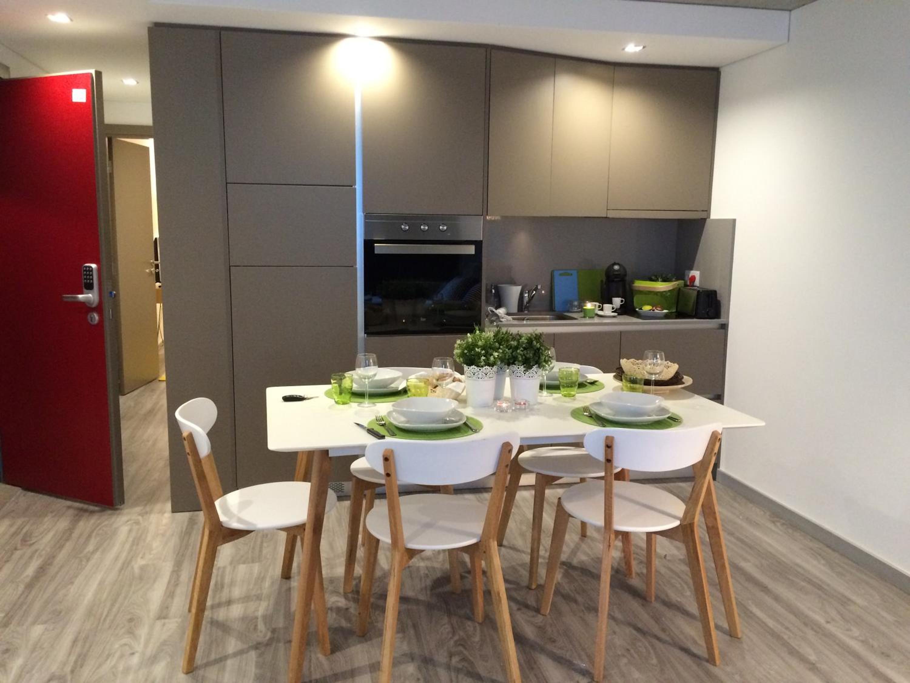 Apartment in City Center - Photo 2