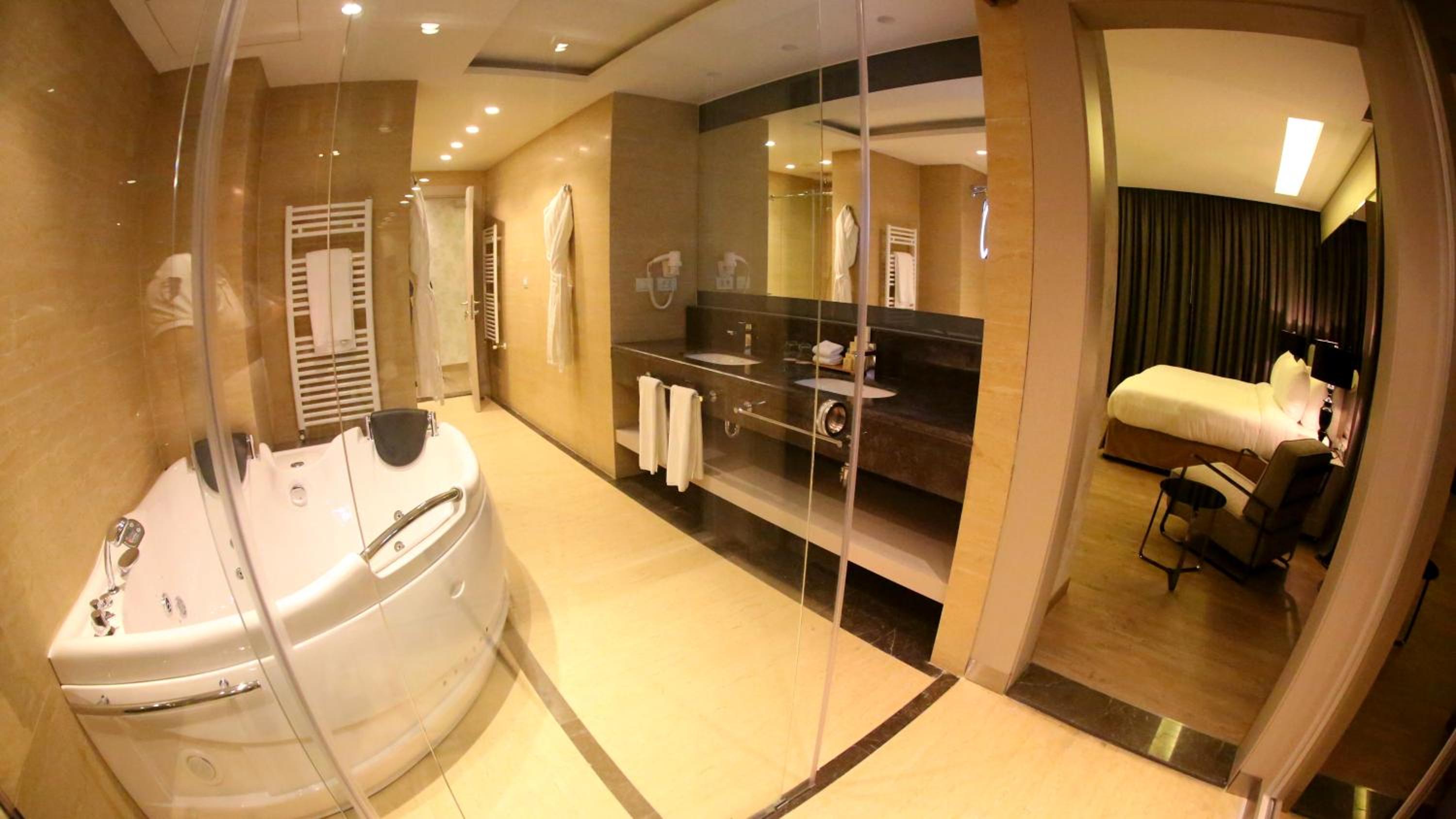 Premier Suite photo 2