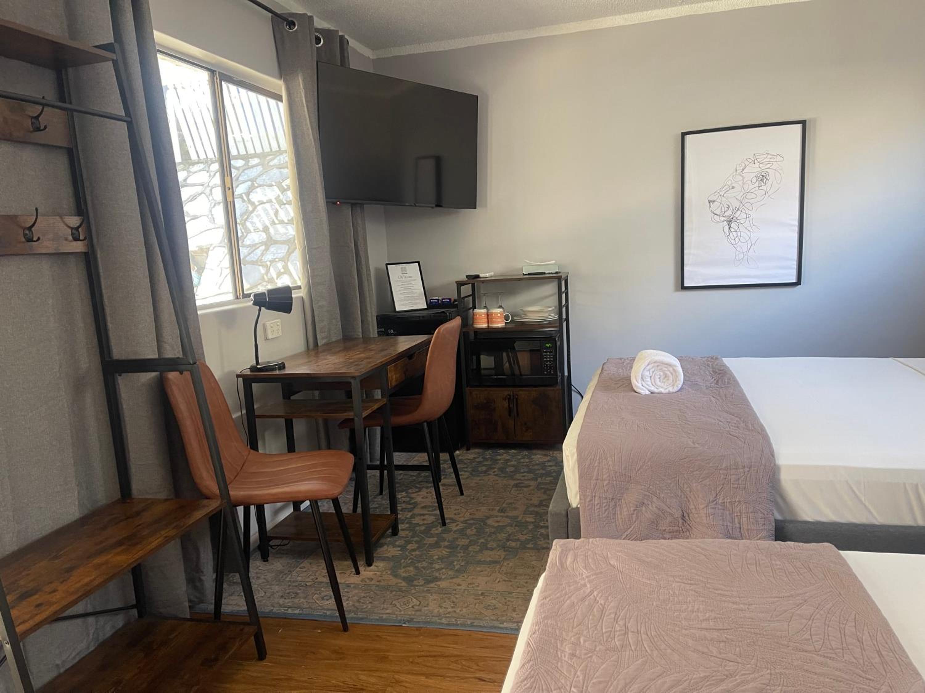 Deluxe Double or Twin Room photo 2