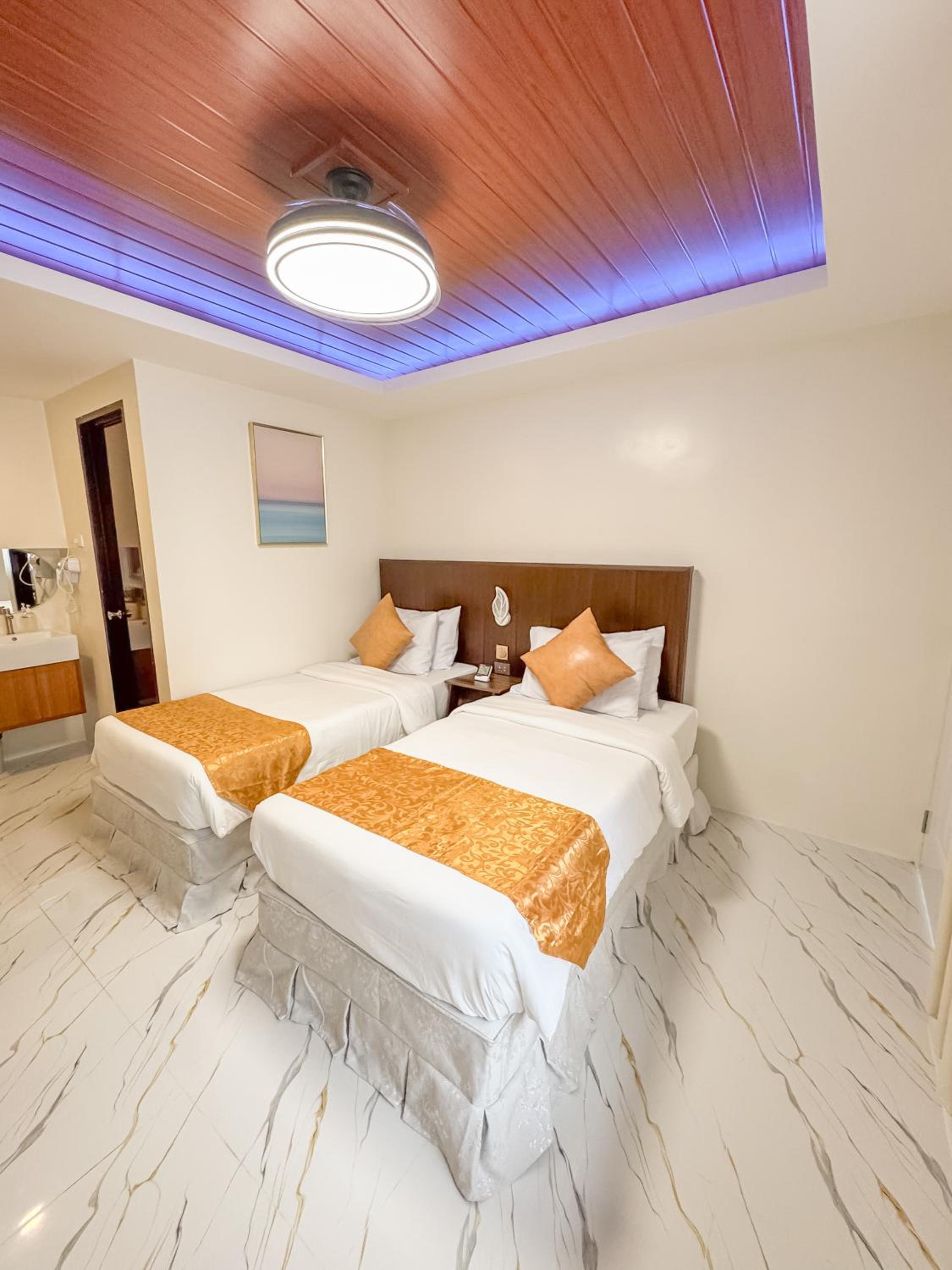 Superior Twin Room photo 3