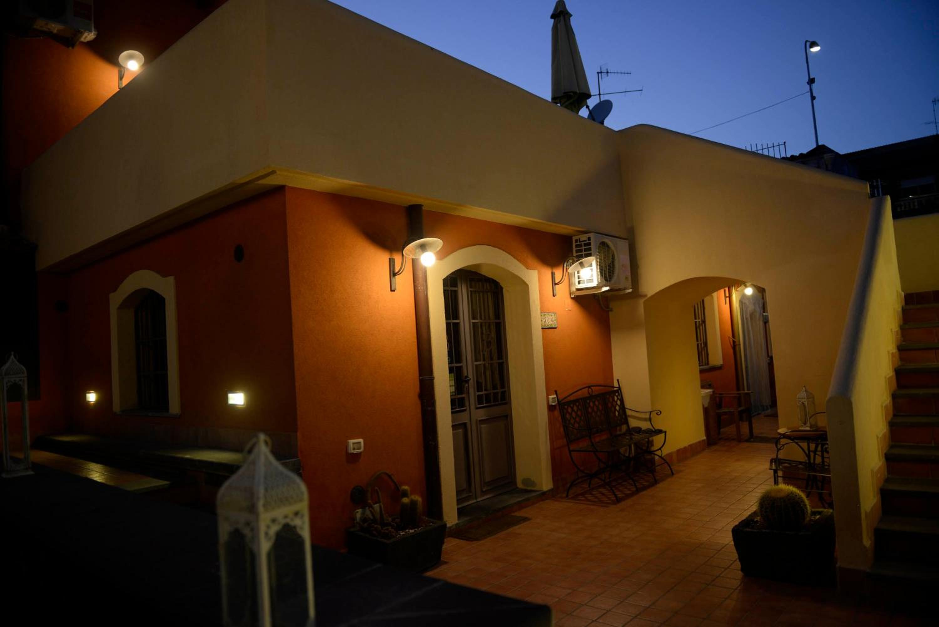 One-Bedroom Apartment with Terrace photo 2