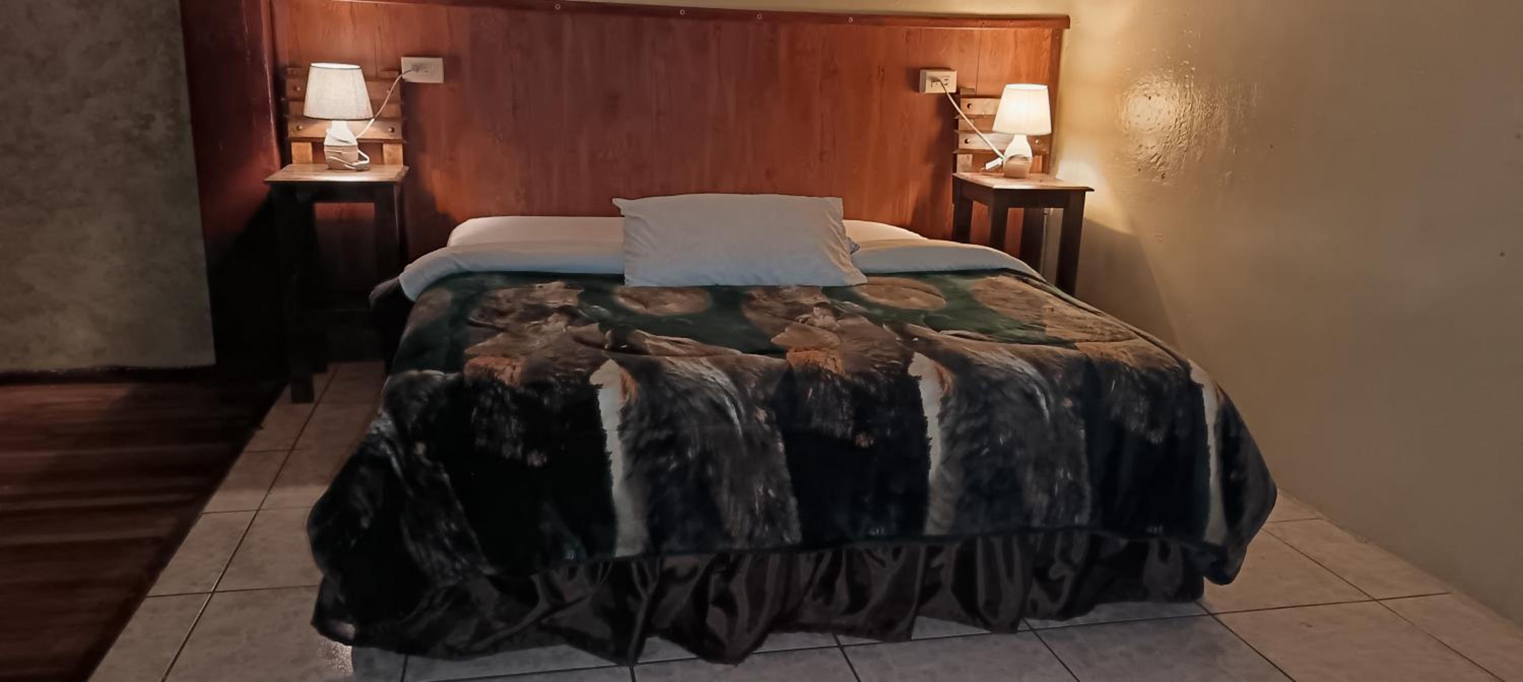 Single Room with Private Bathroom