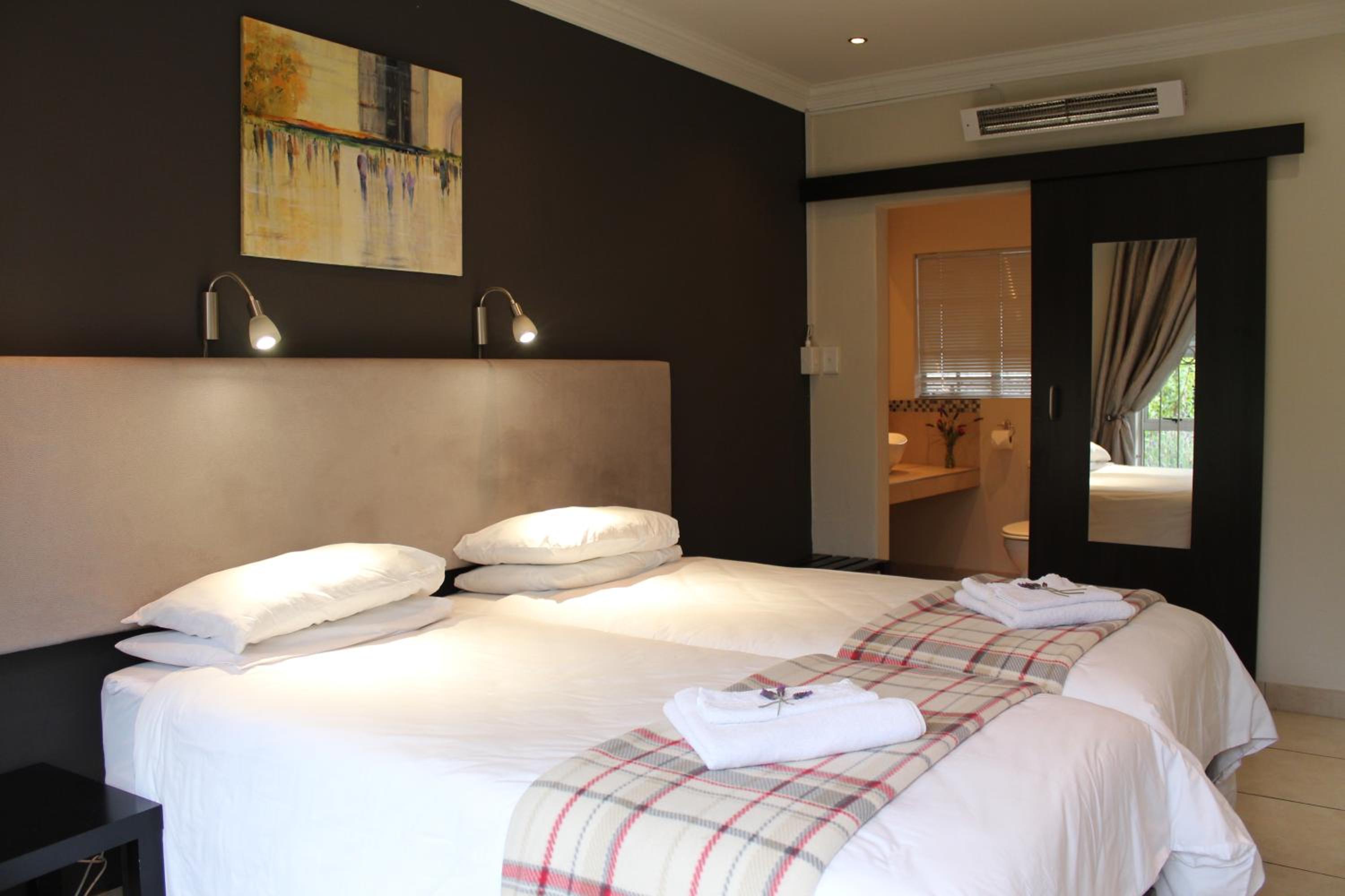 7 - Twin Room  photo 1