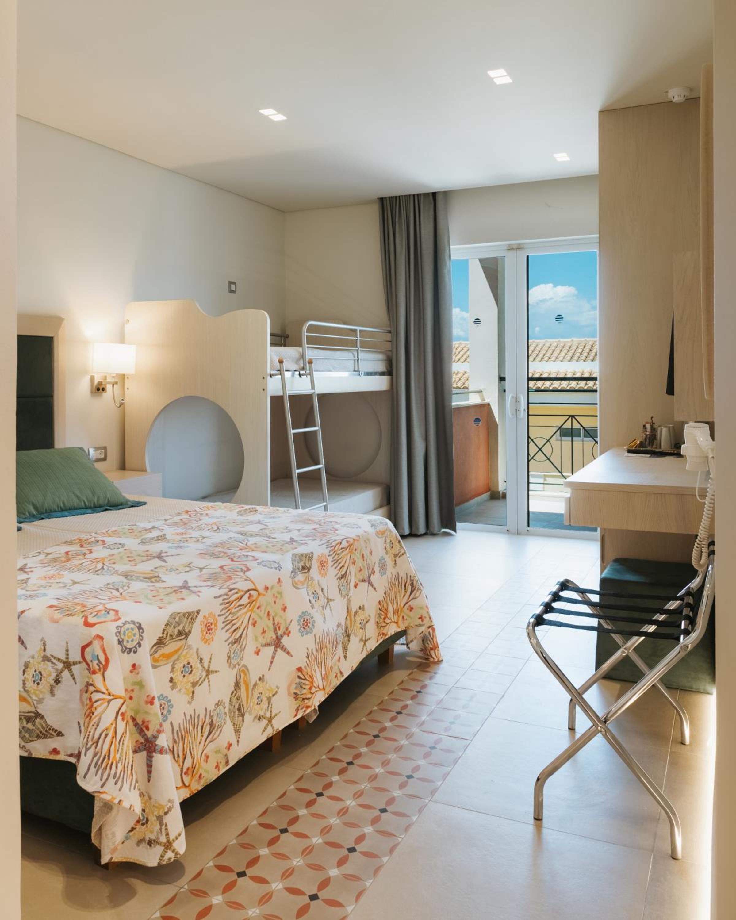 Chambre Familiale - Vue sur Jardin