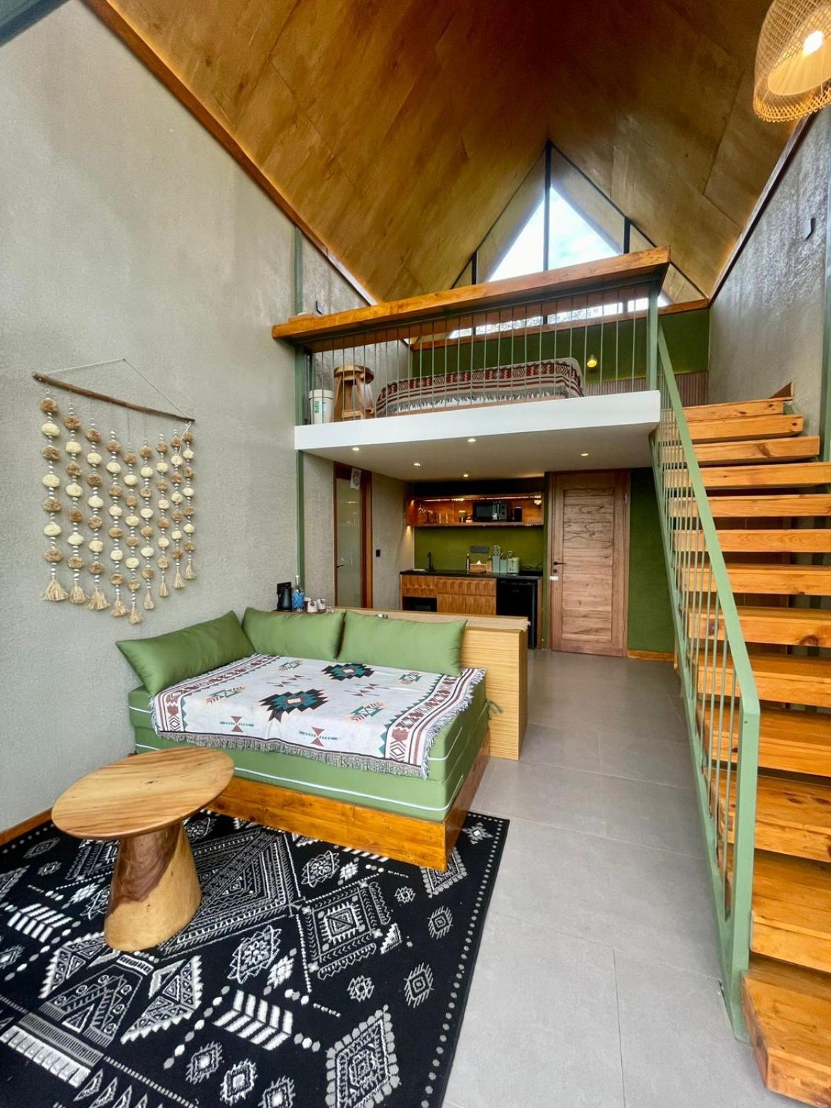 Suite Mountain View with Indoor Bathtub photo 3