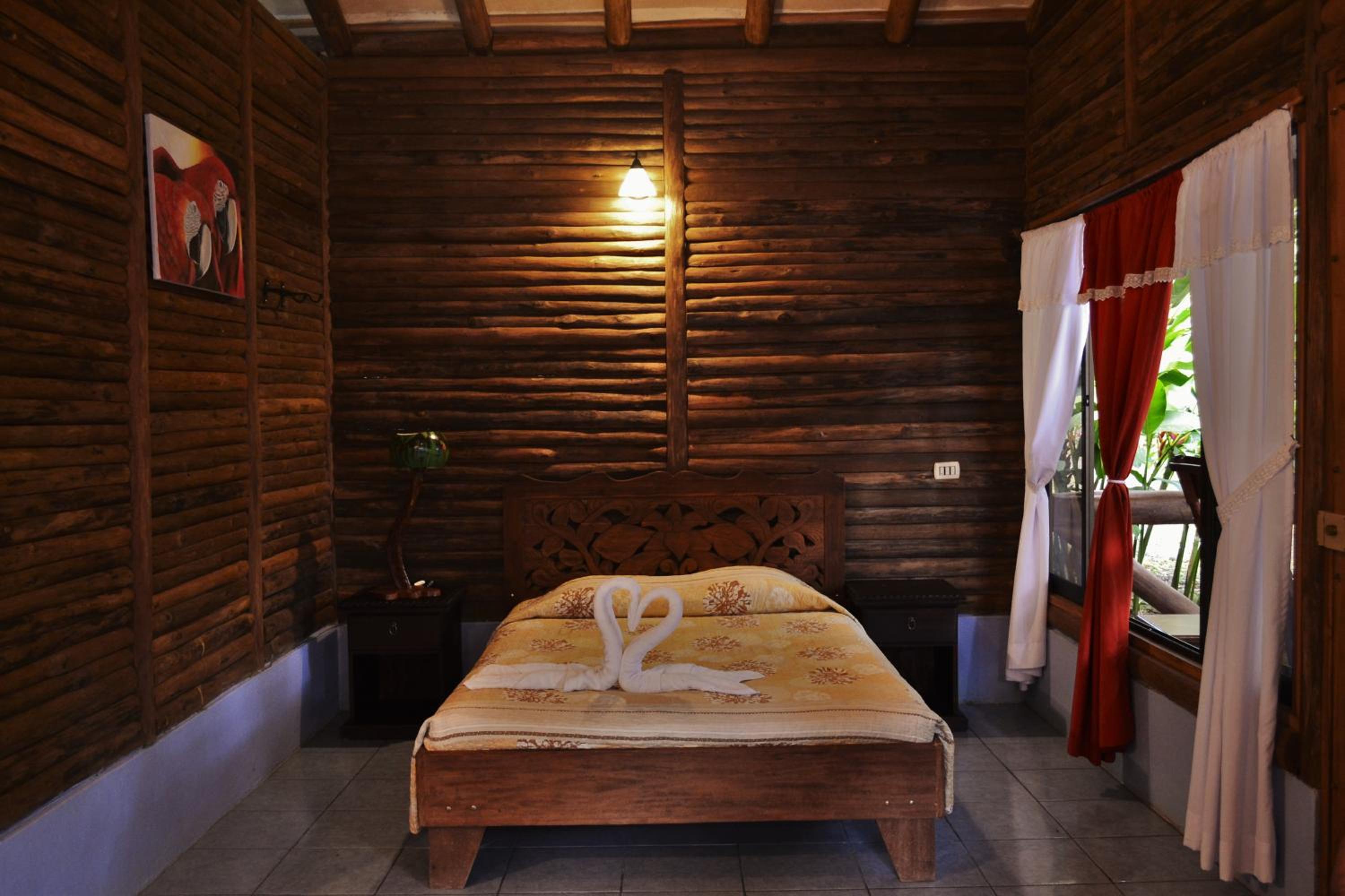 Deluxe Double Room with Balcony photo 1