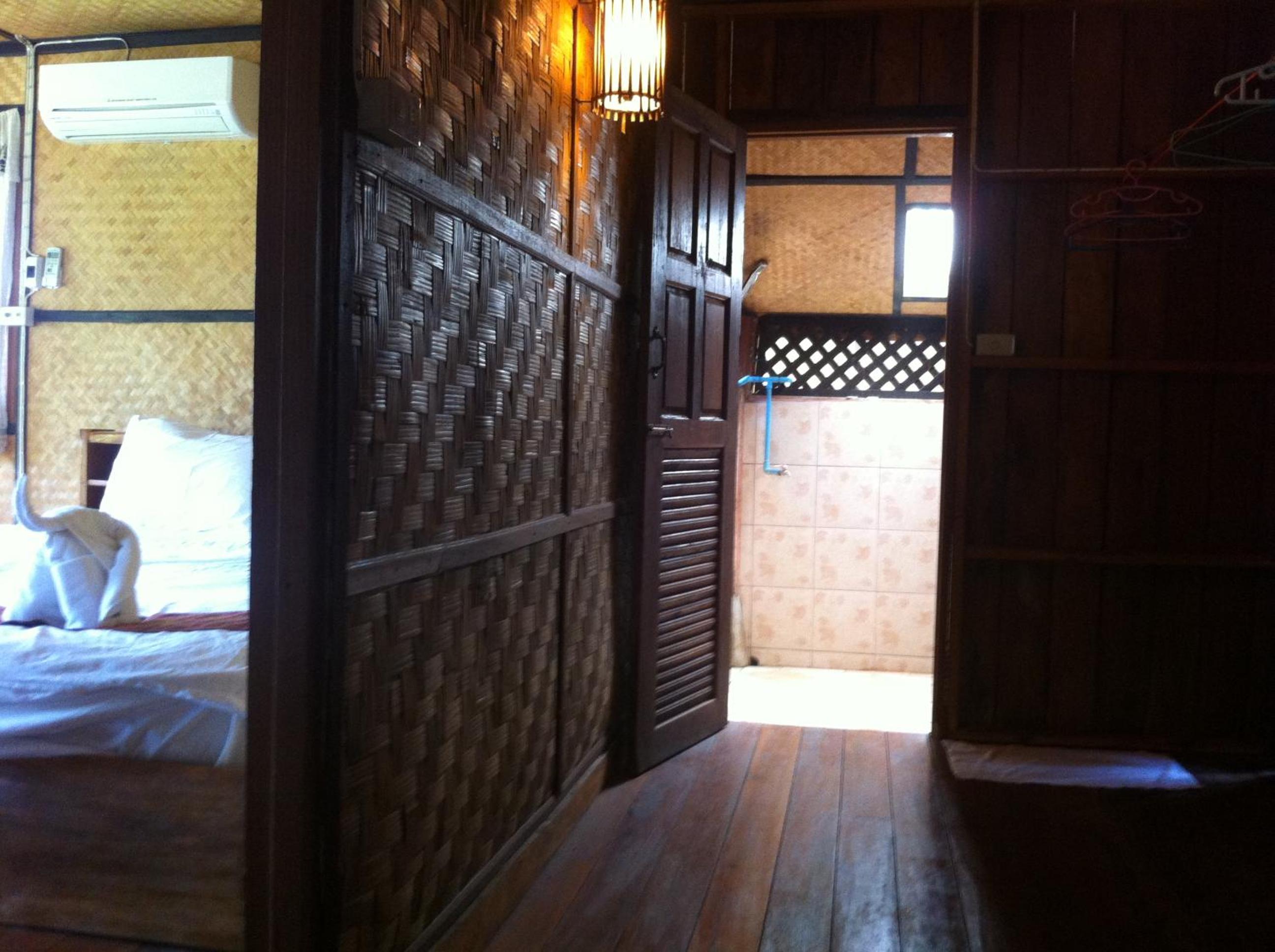 Two-Bedroom Bungalow photo 2