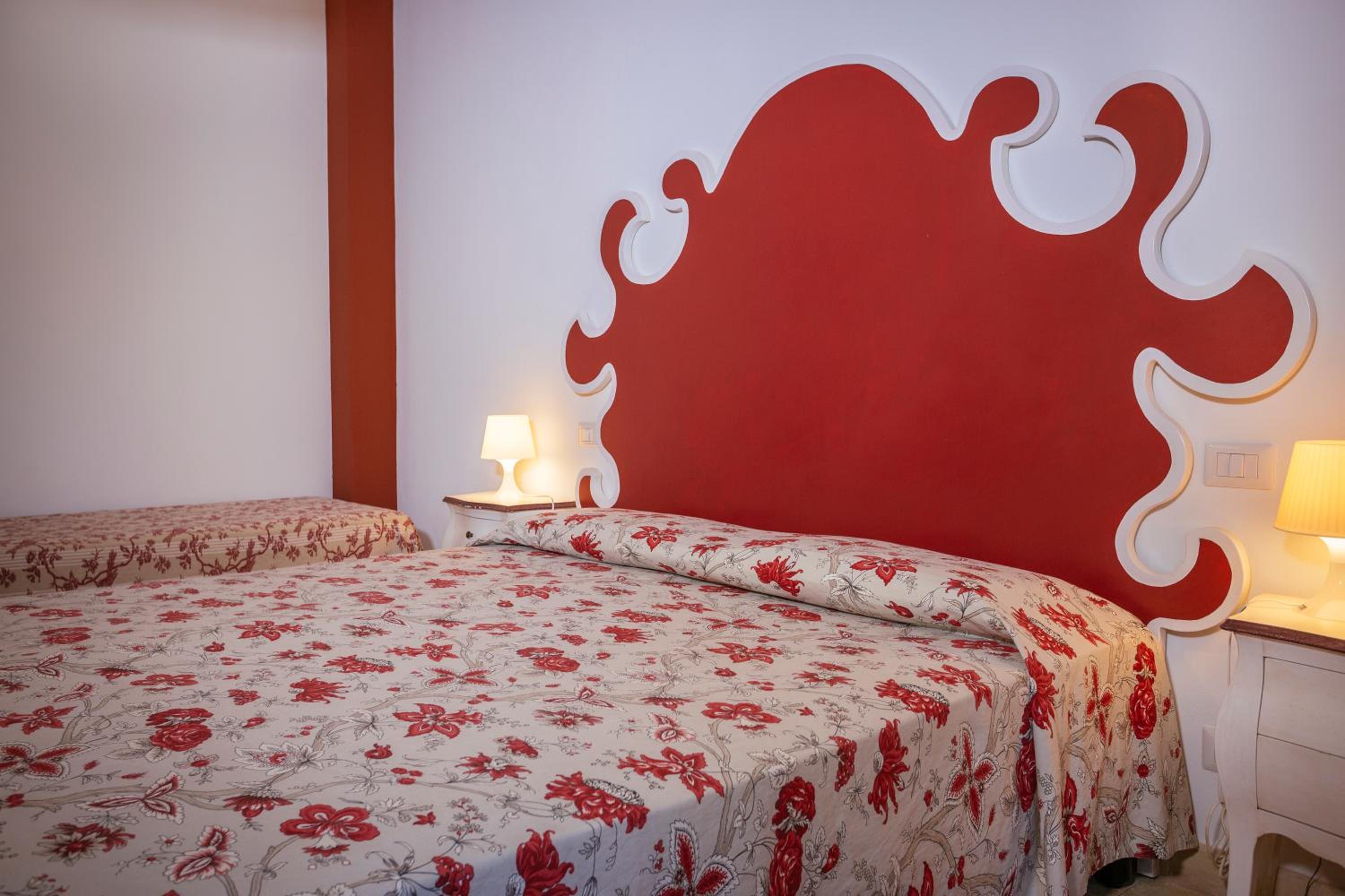 Double or Twin Room photo 3