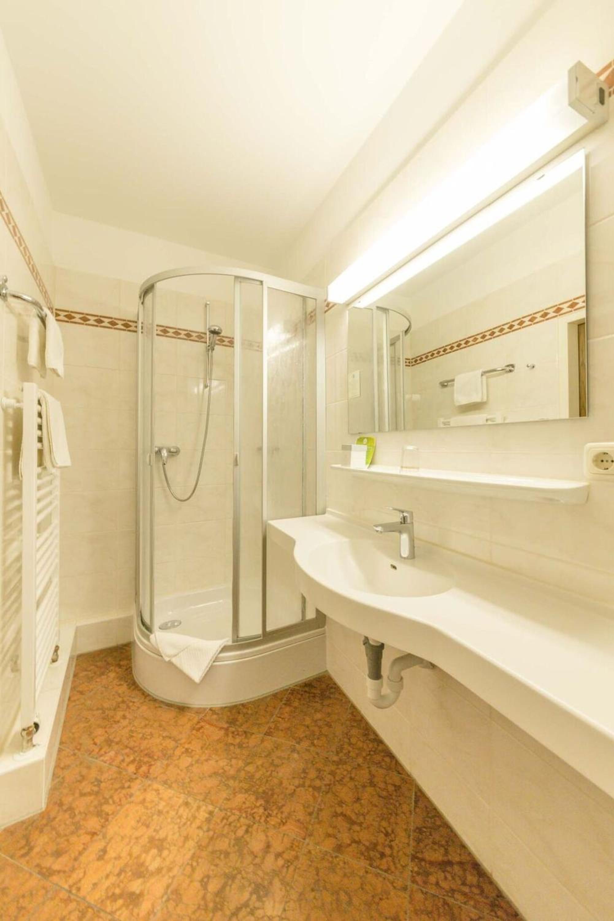 Business Double Room photo 3