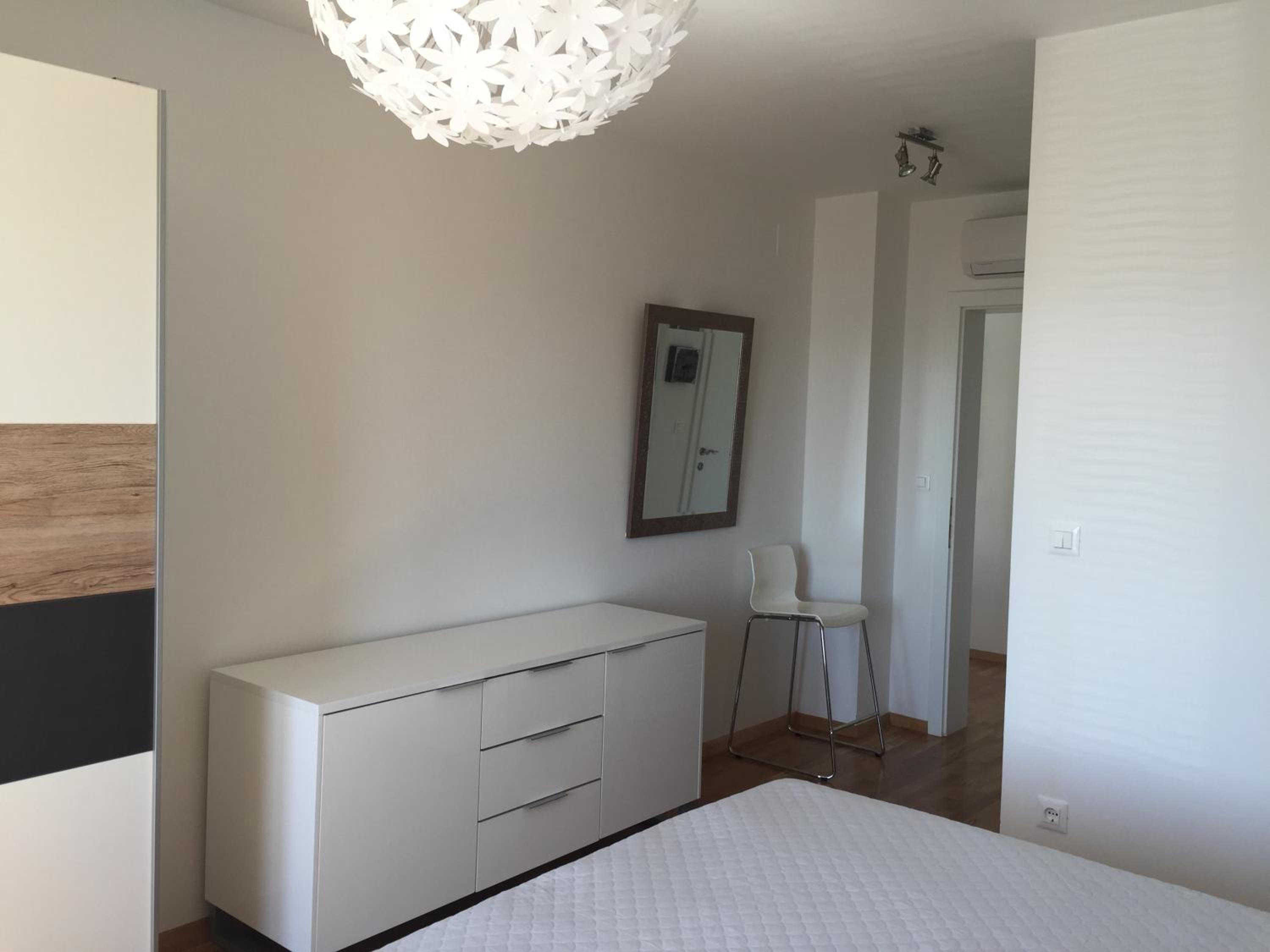 Deluxe Apartment photo 2