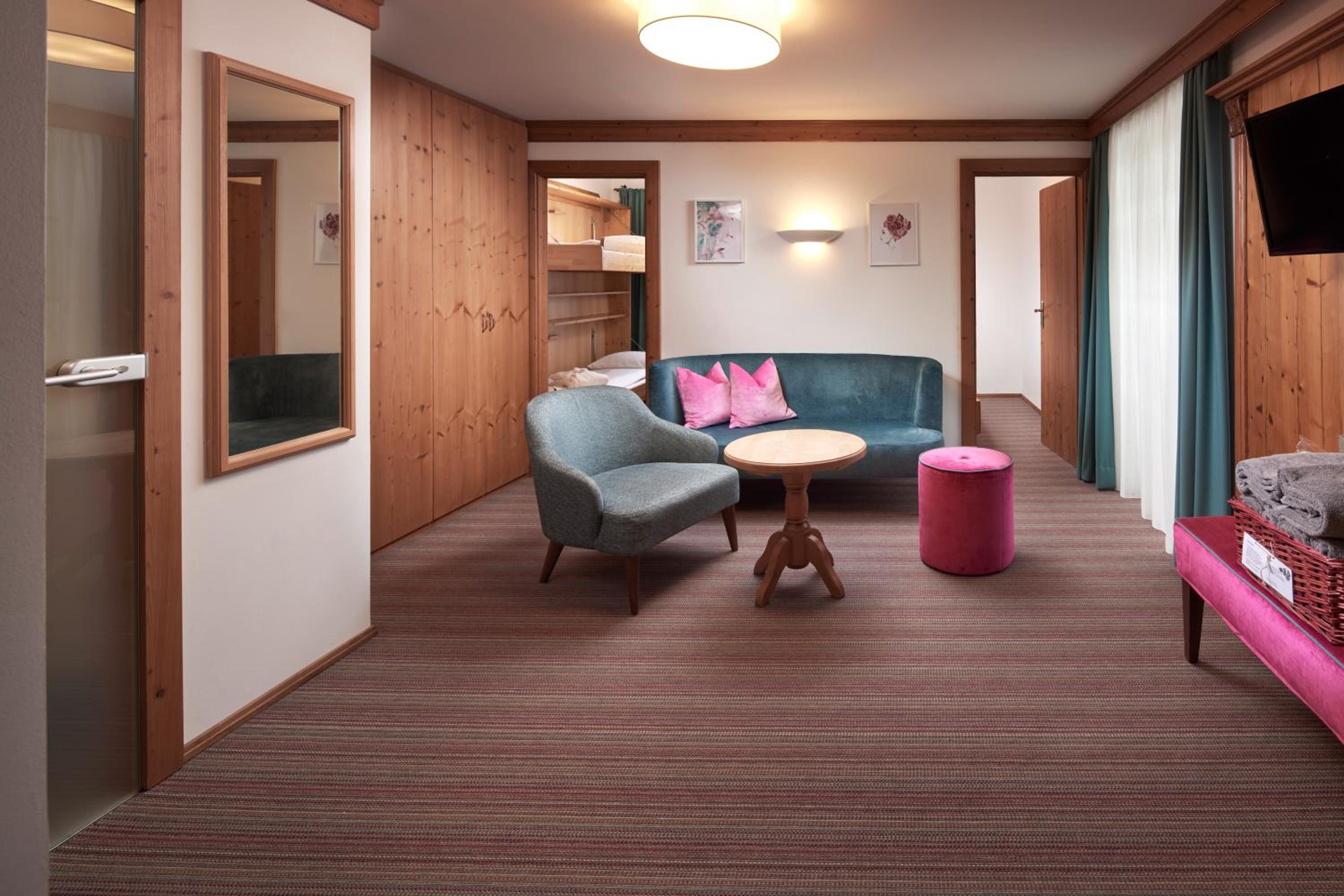 Family Suite photo 2