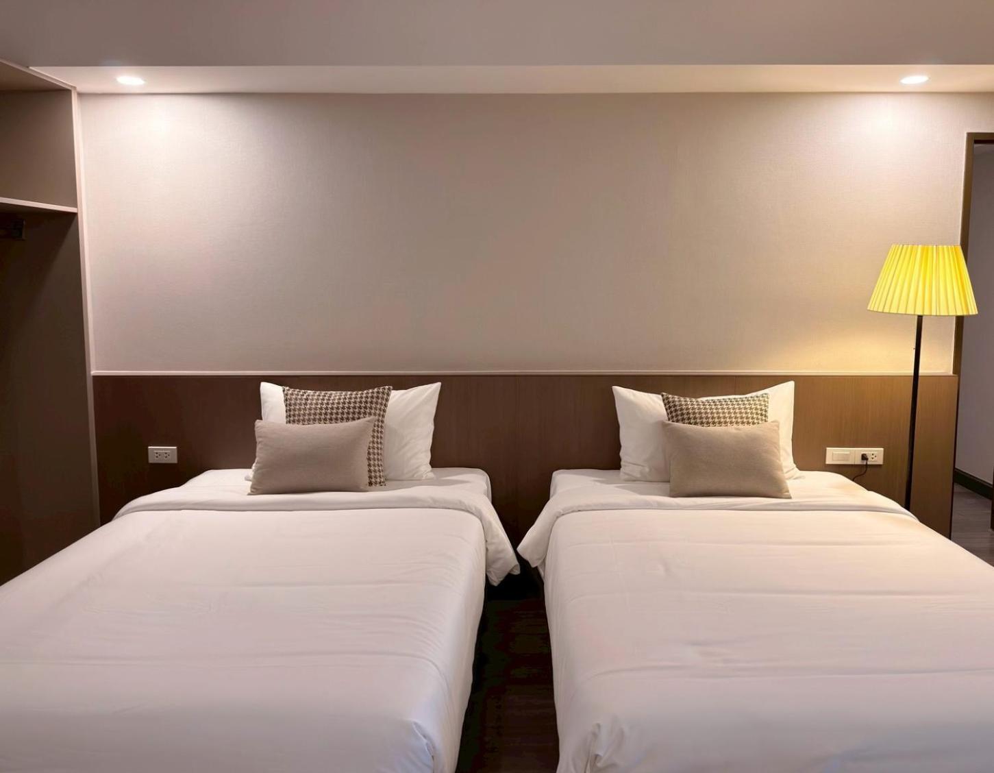Superior Deluxe Double or Twin Room  photo 1
