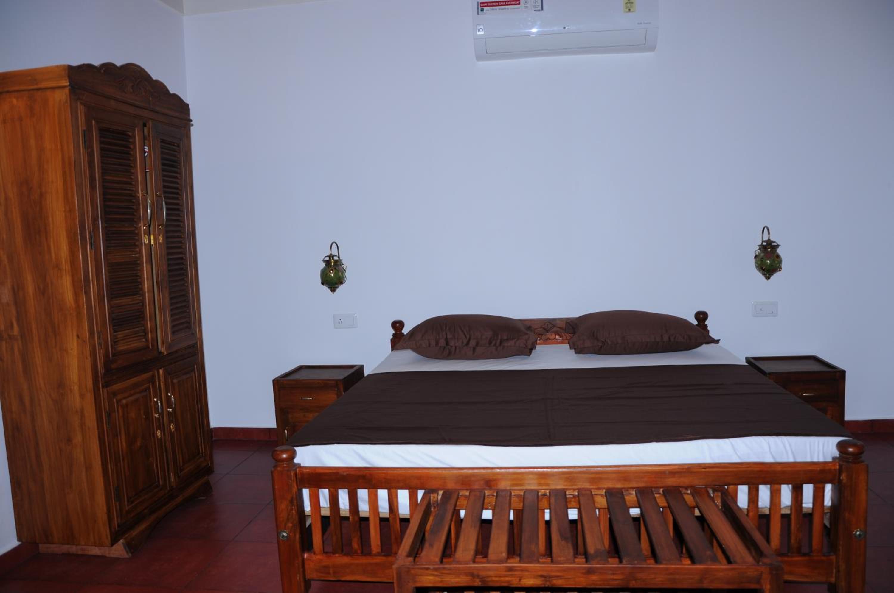 Deluxe Room with Balcony Seaview photo 3