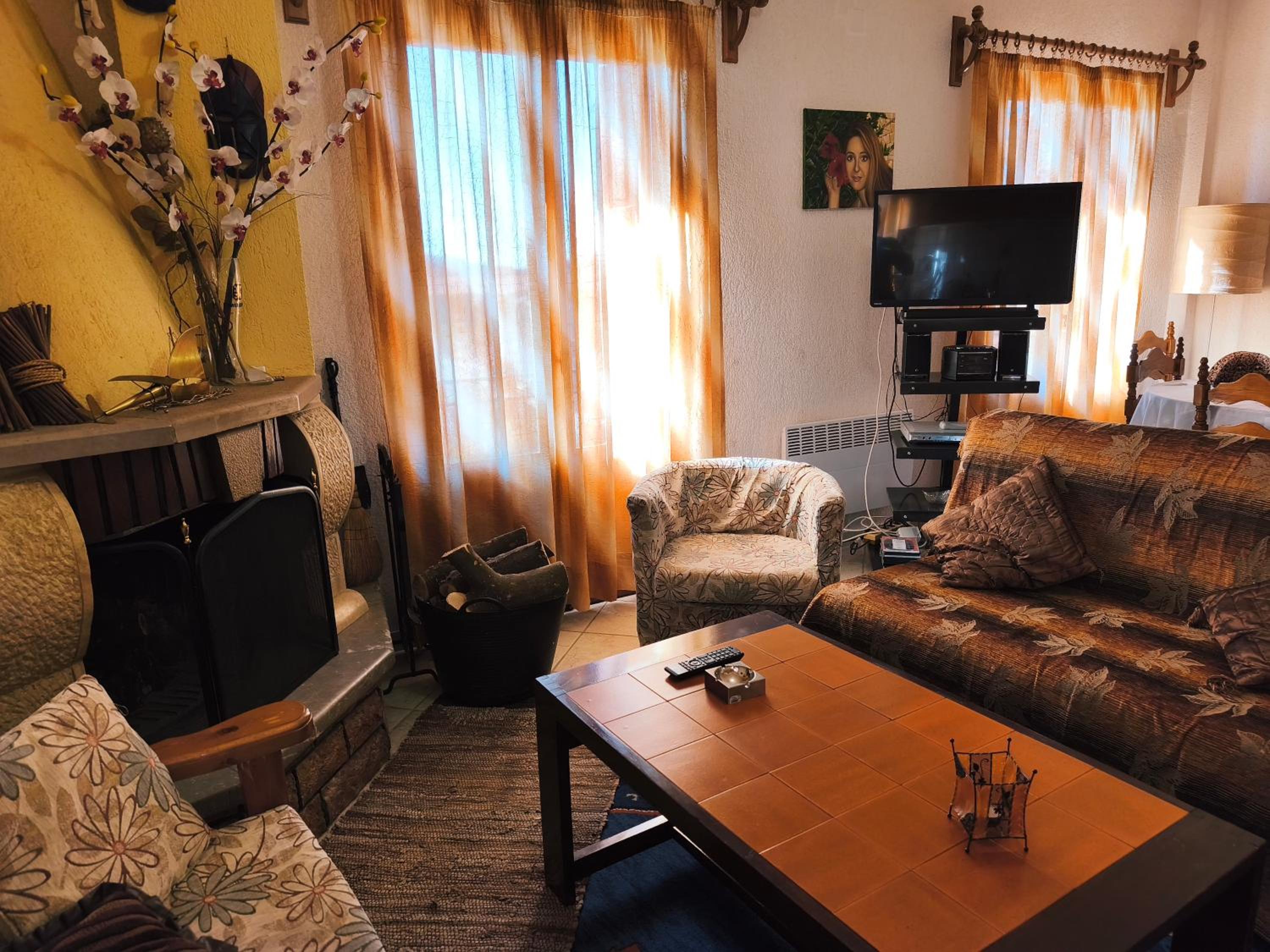 One-Bedroom Apartment - Photo 8
