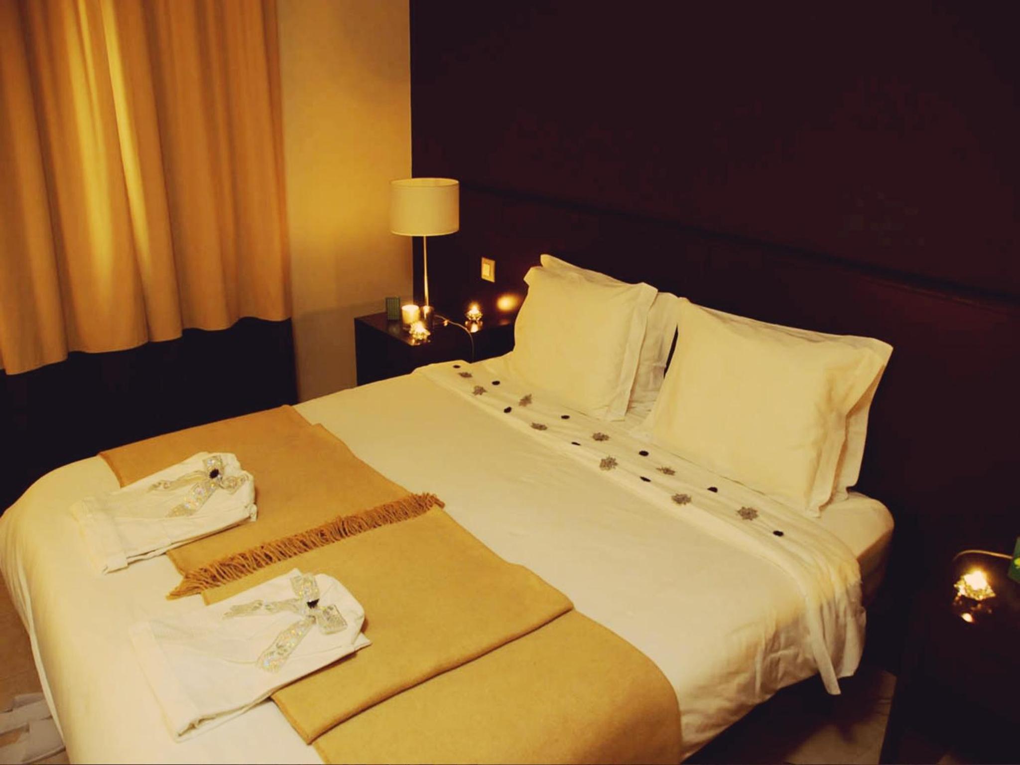 Romantic Package-Superior Suite photo 2