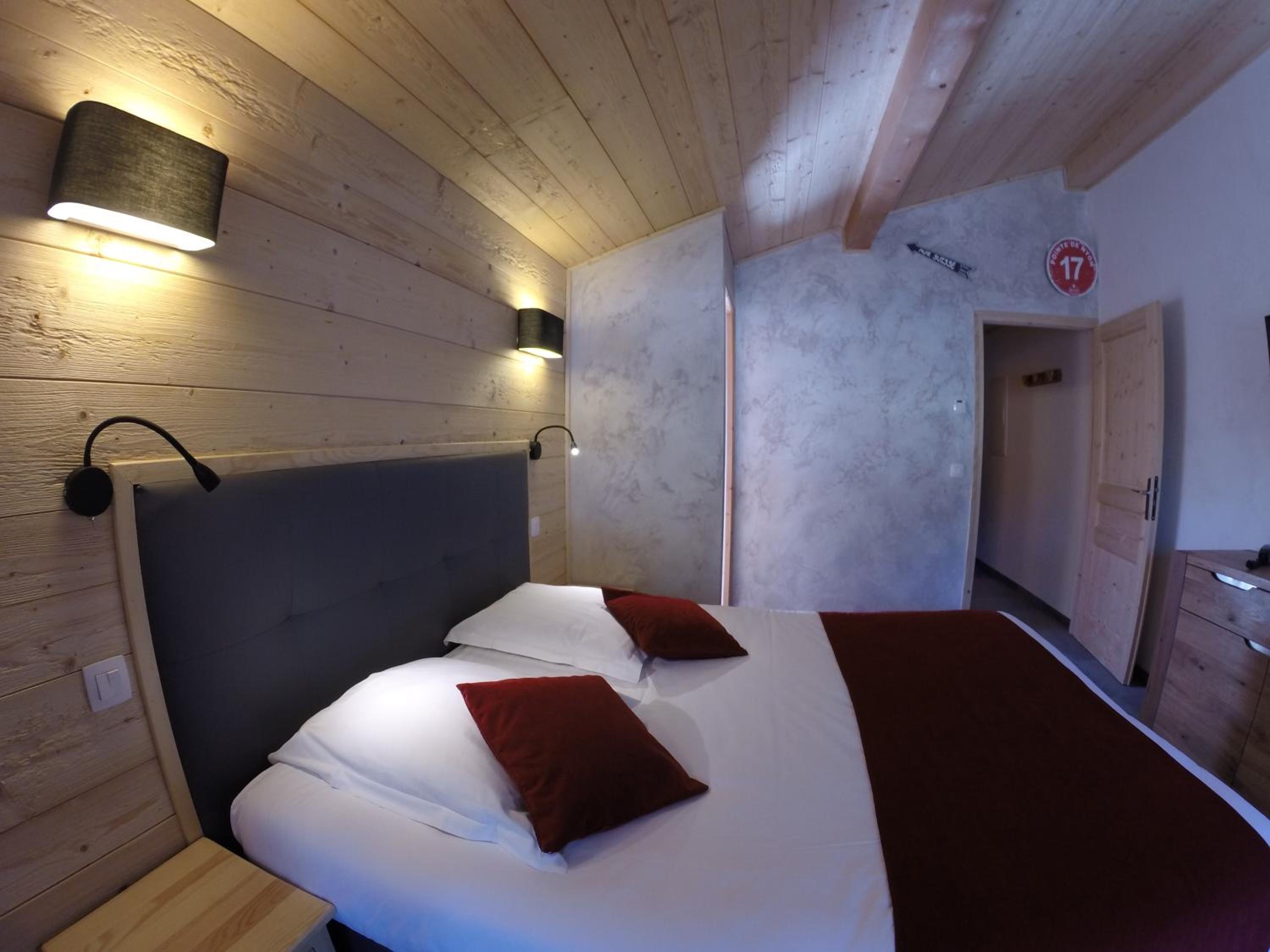 Family Suite (5 Adults) photo 2
