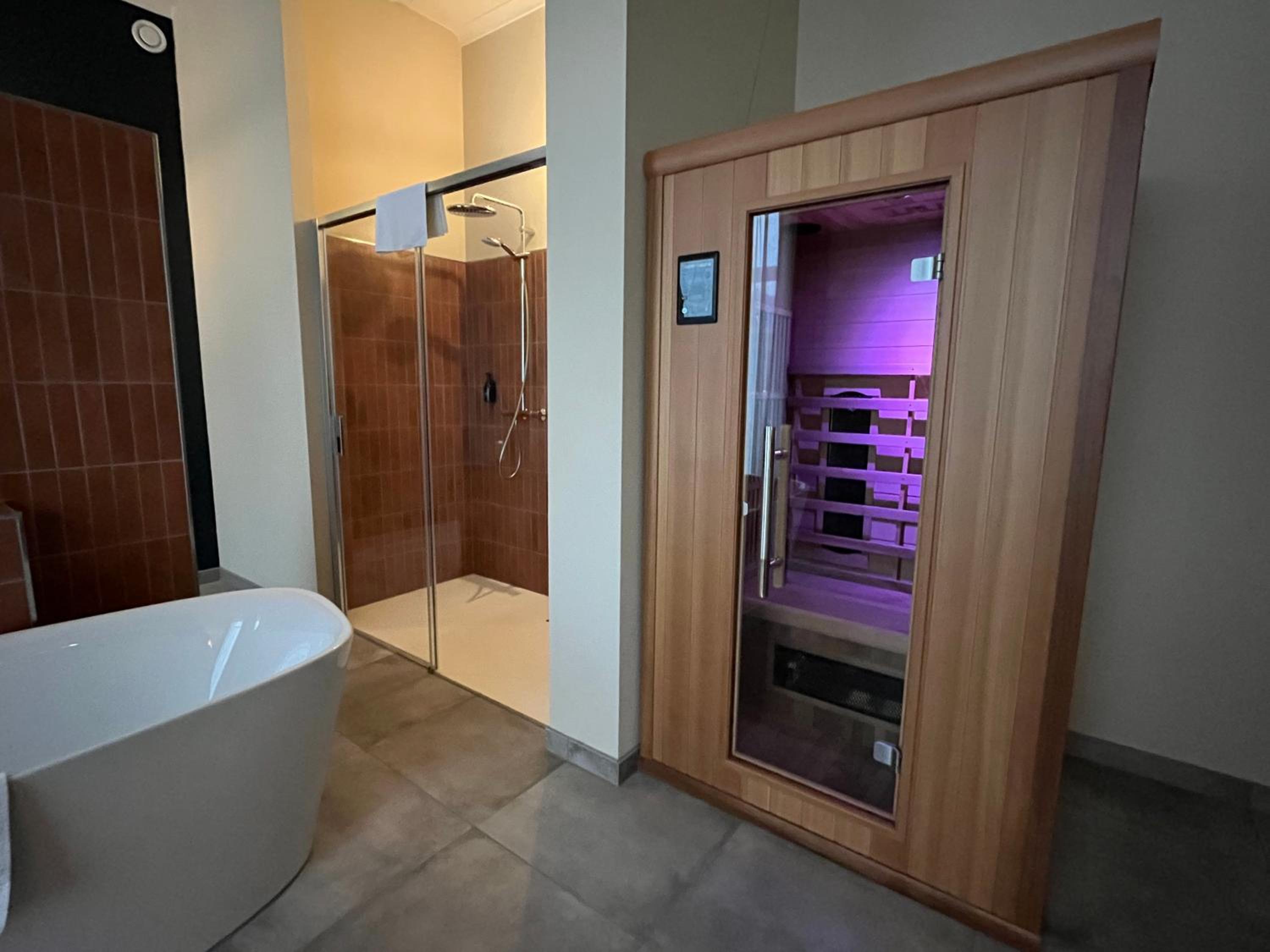 Suite with Sauna - Photo 3