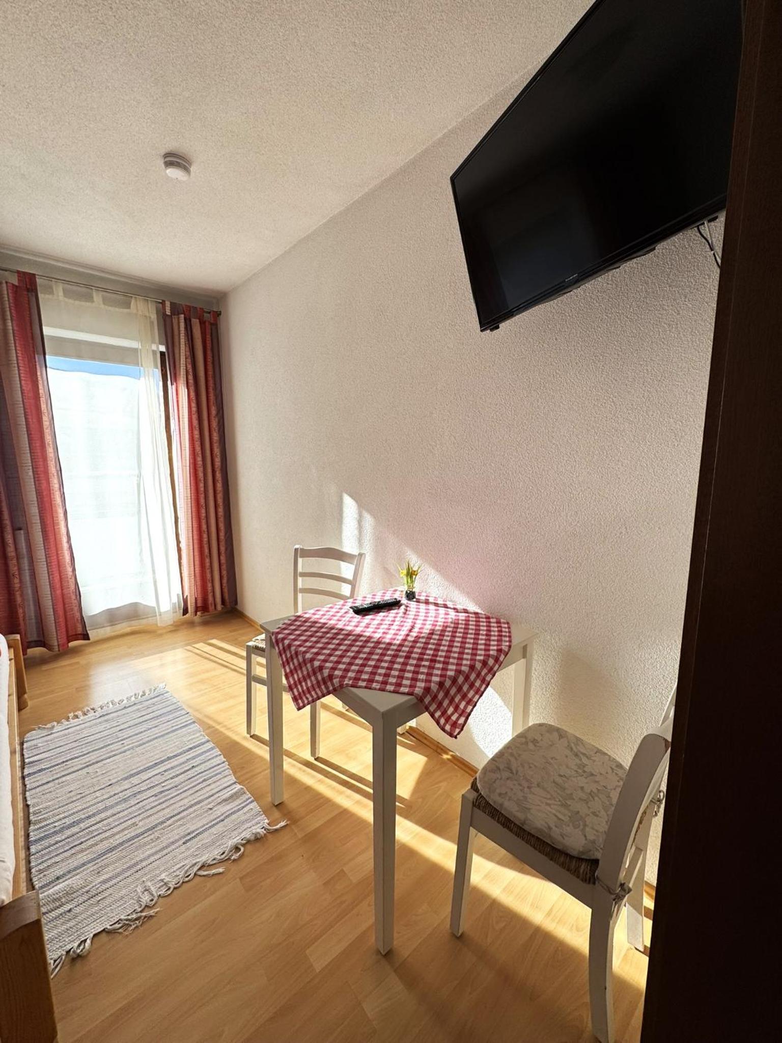 Double Room with Balcony photo 2