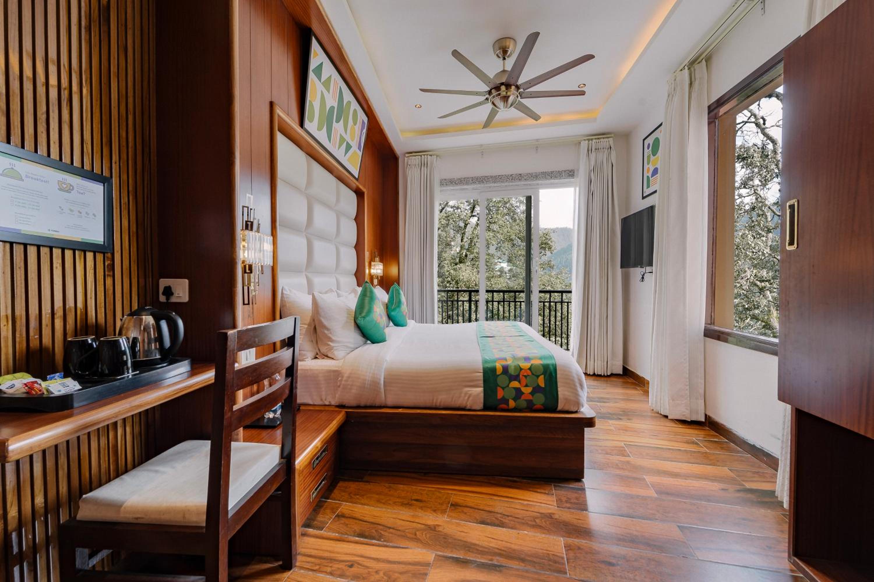Deluxe Room with Forest View