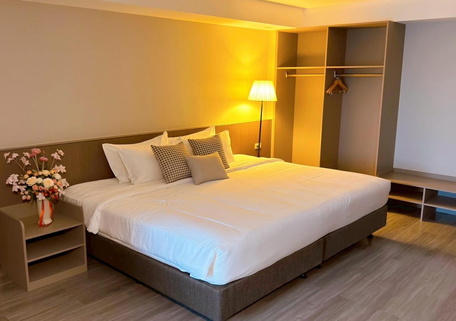 Deluxe Double or Twin Room with Balcony photo 1