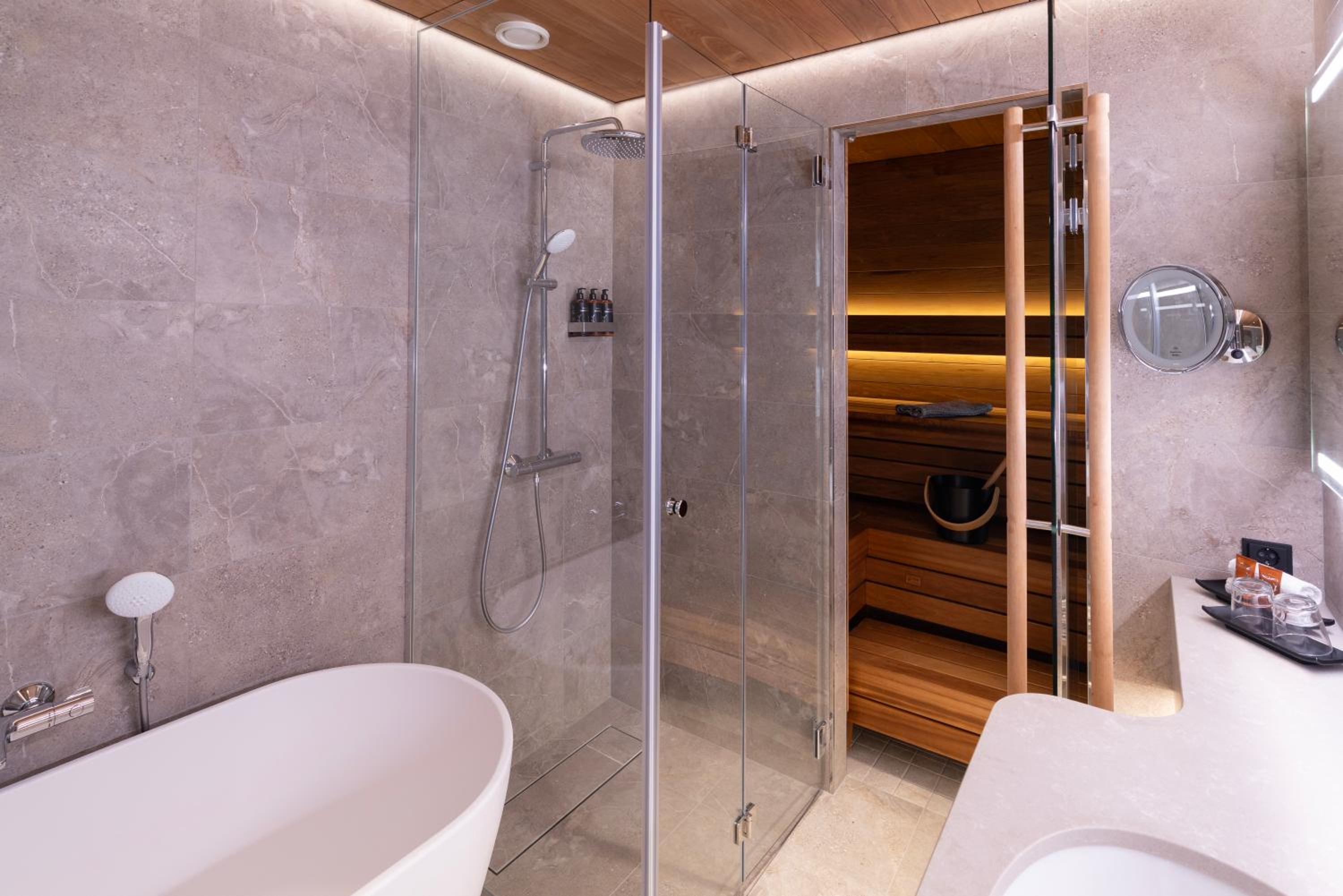 Misty Deluxe Spa - Photo 1