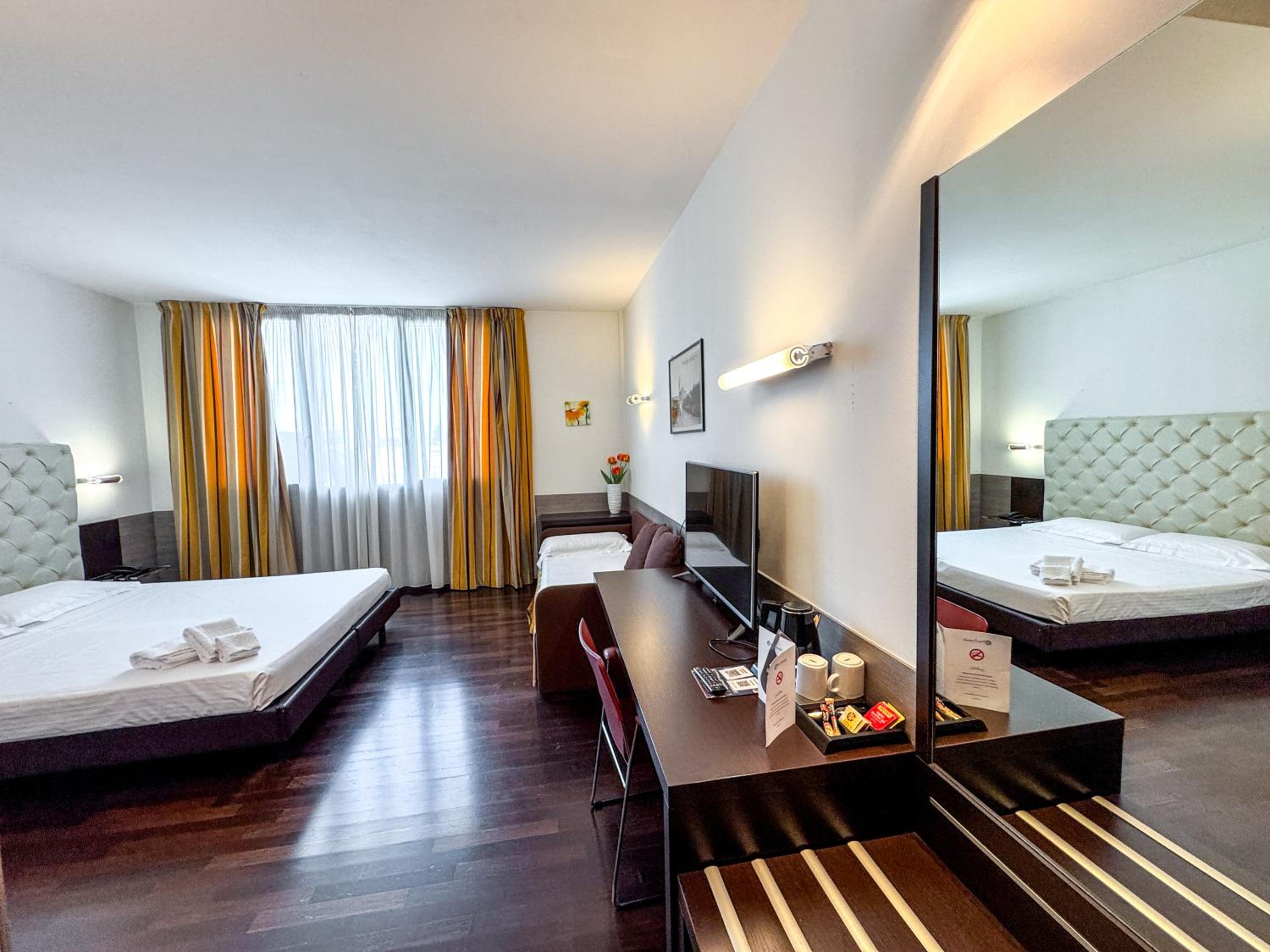 Deluxe Double or Twin Room
