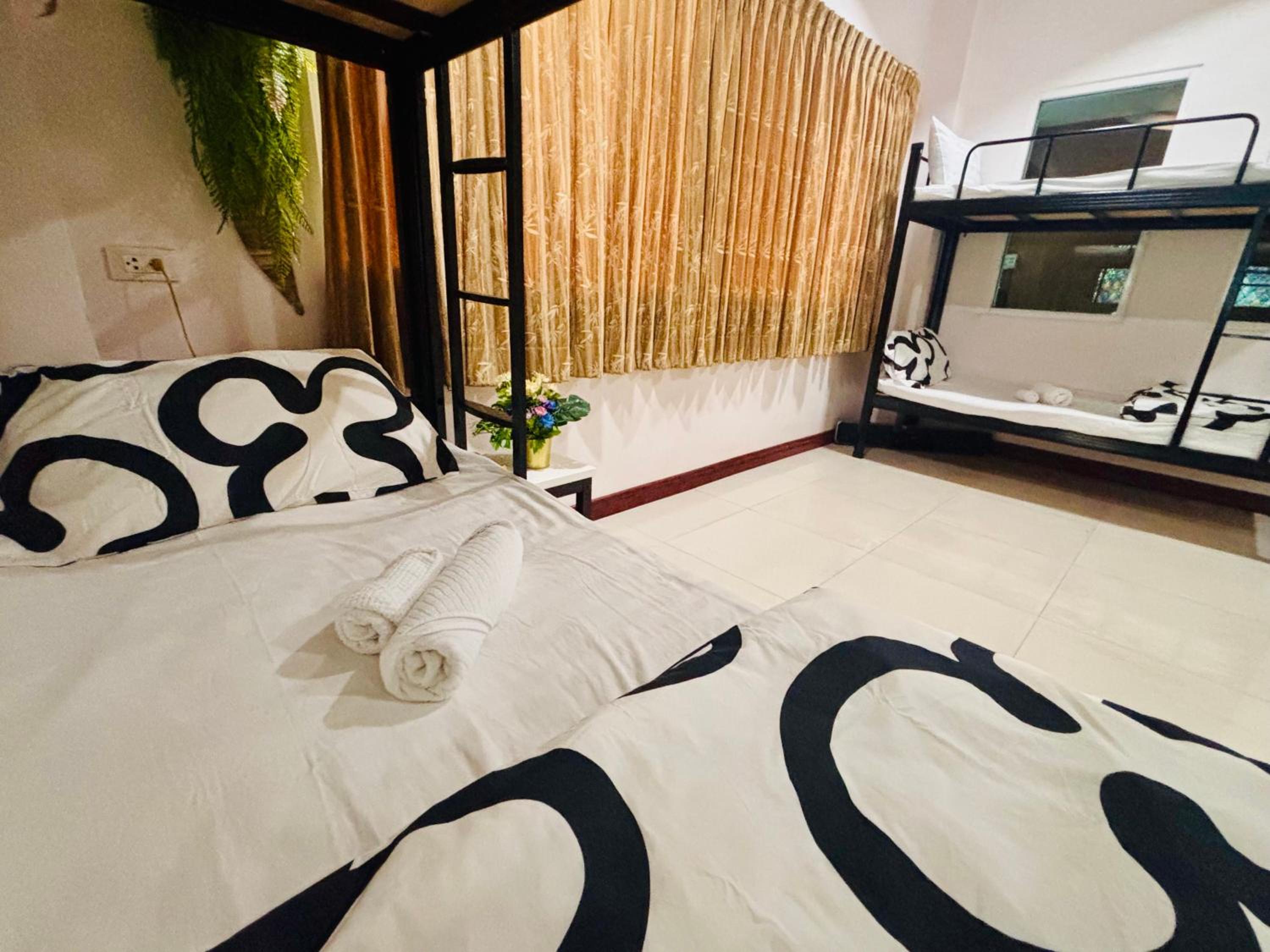 Bed in 6-Bed Dormitory Room