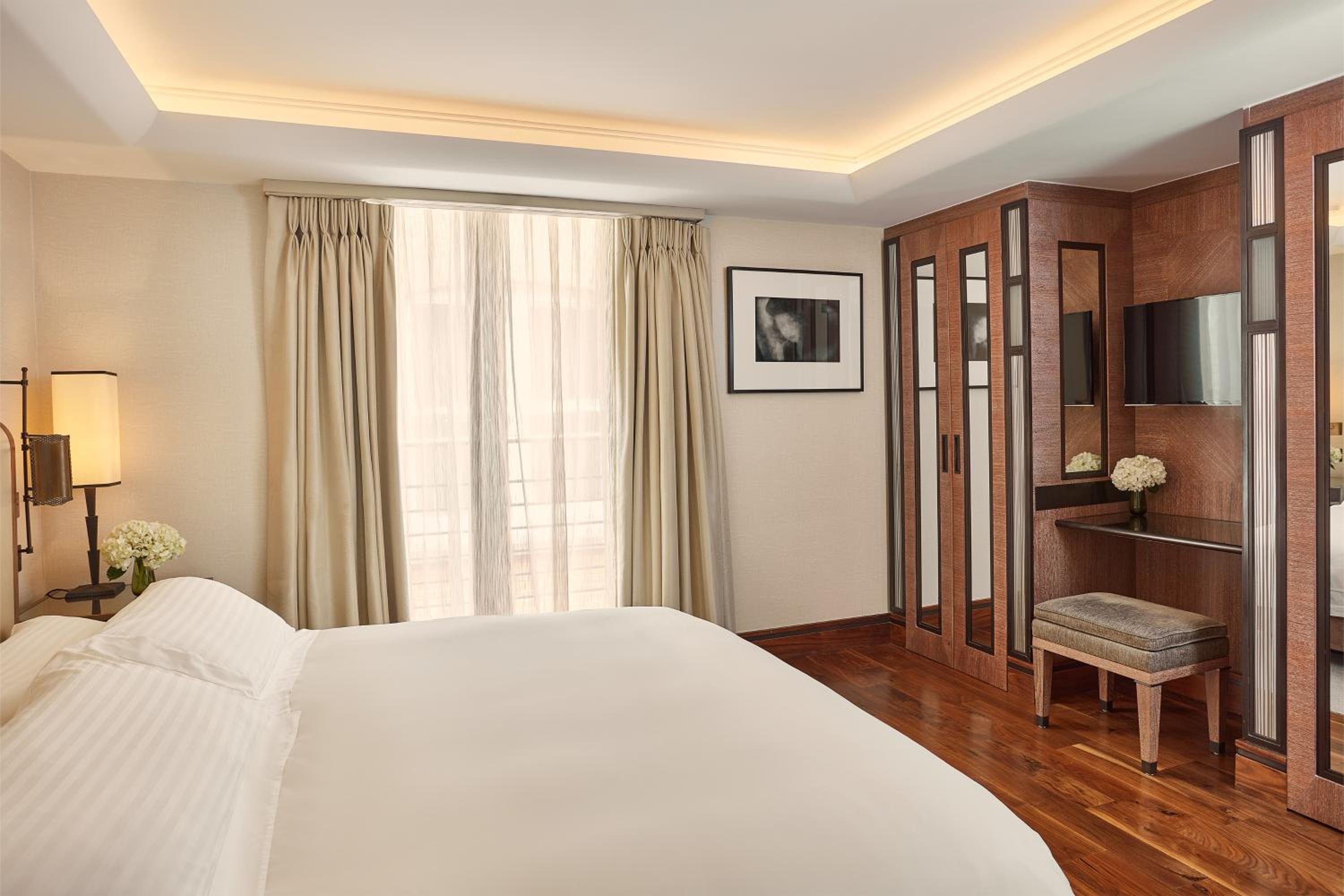 The Adams Suite photo 3