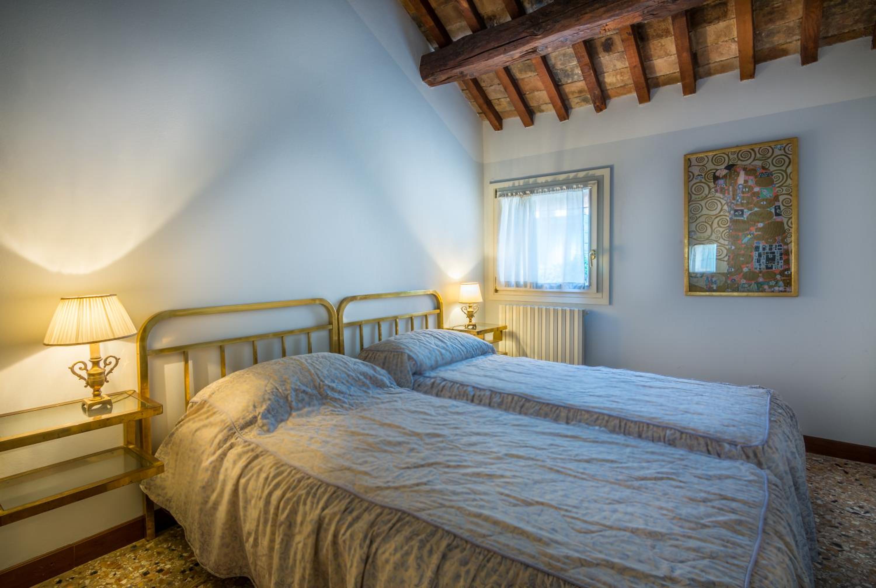 Maisonette photo 3