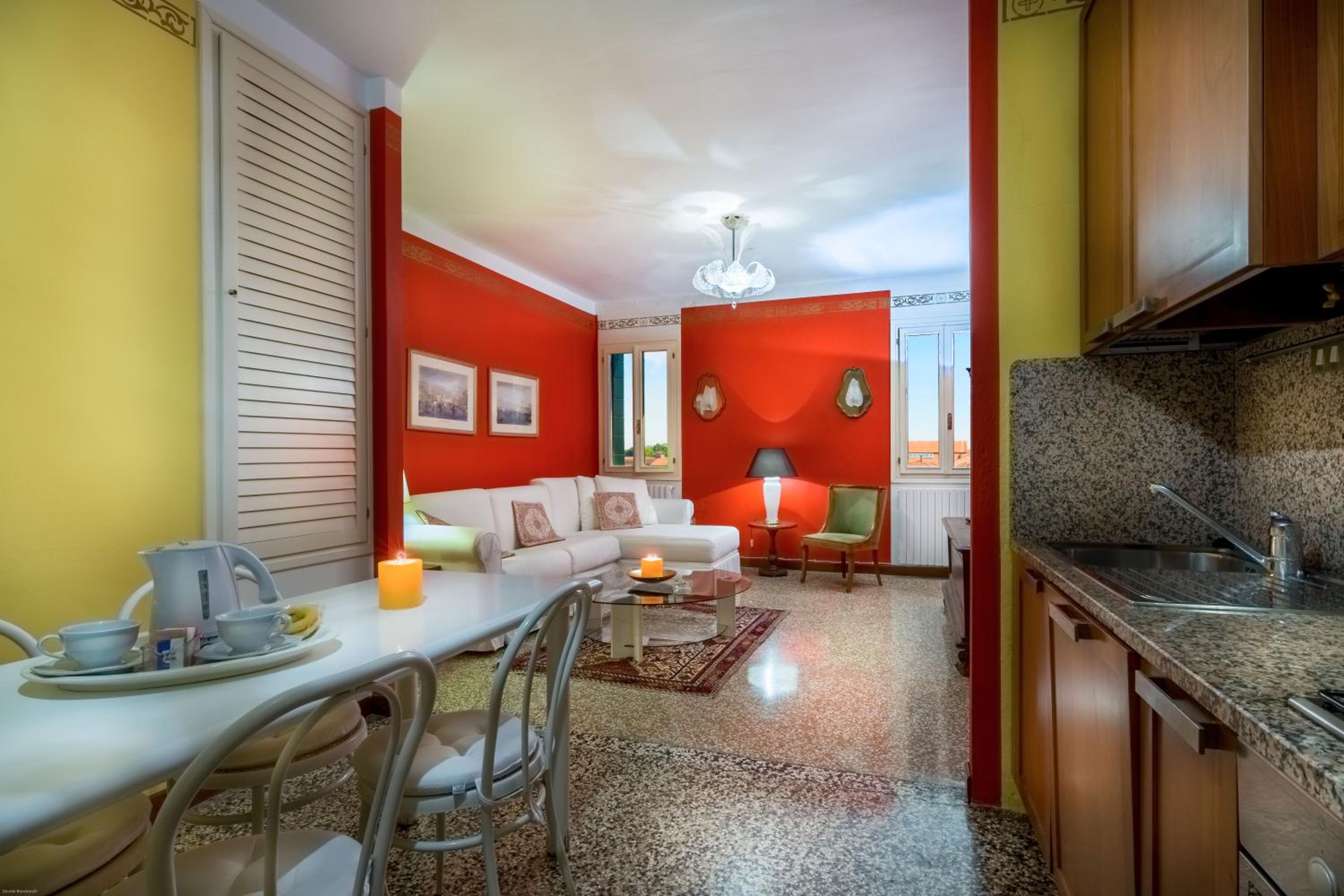 Apartment with Terrace photo 3