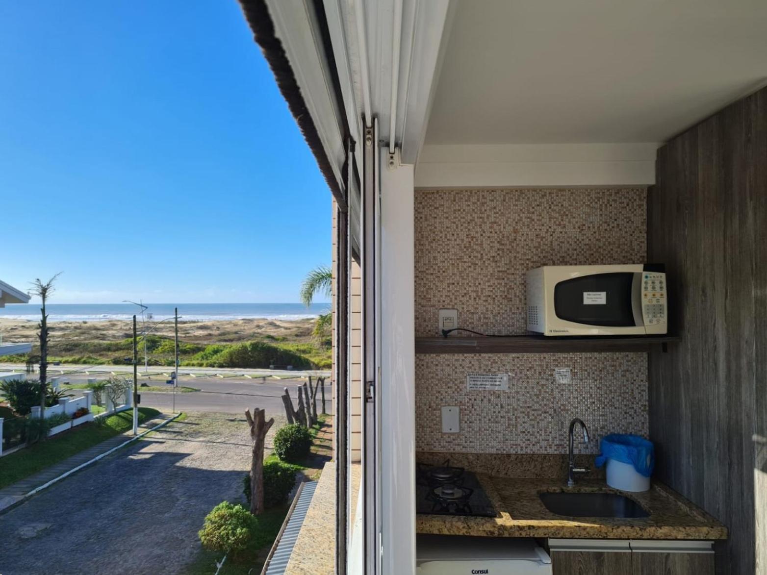 Deluxe Double Room with Side Sea View