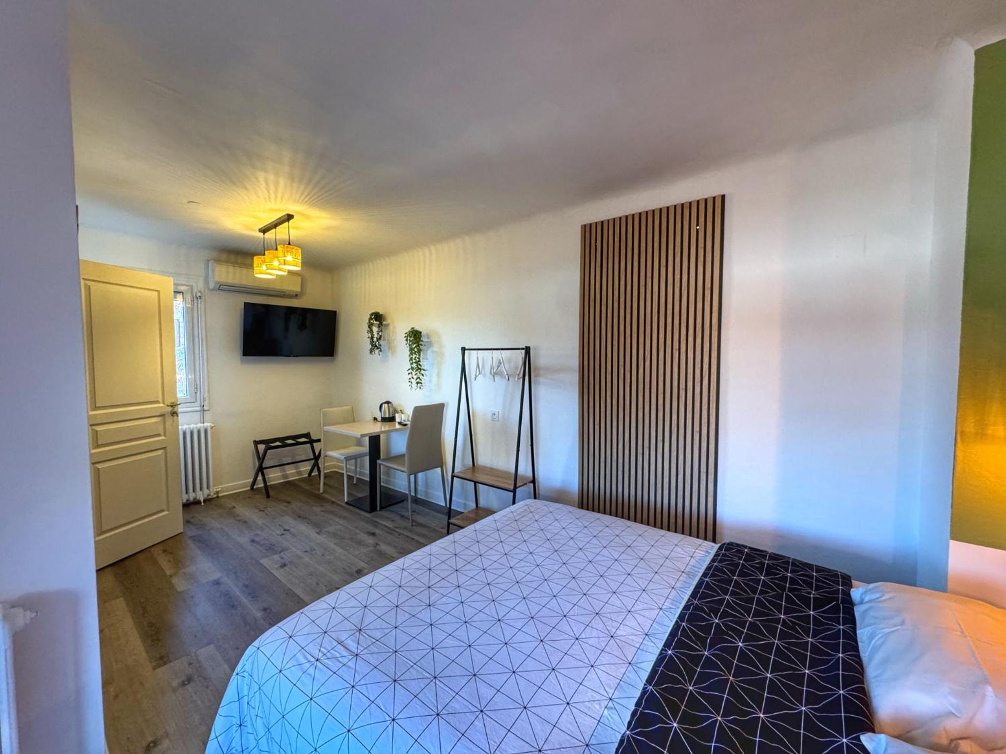 Double Room with Mountain View