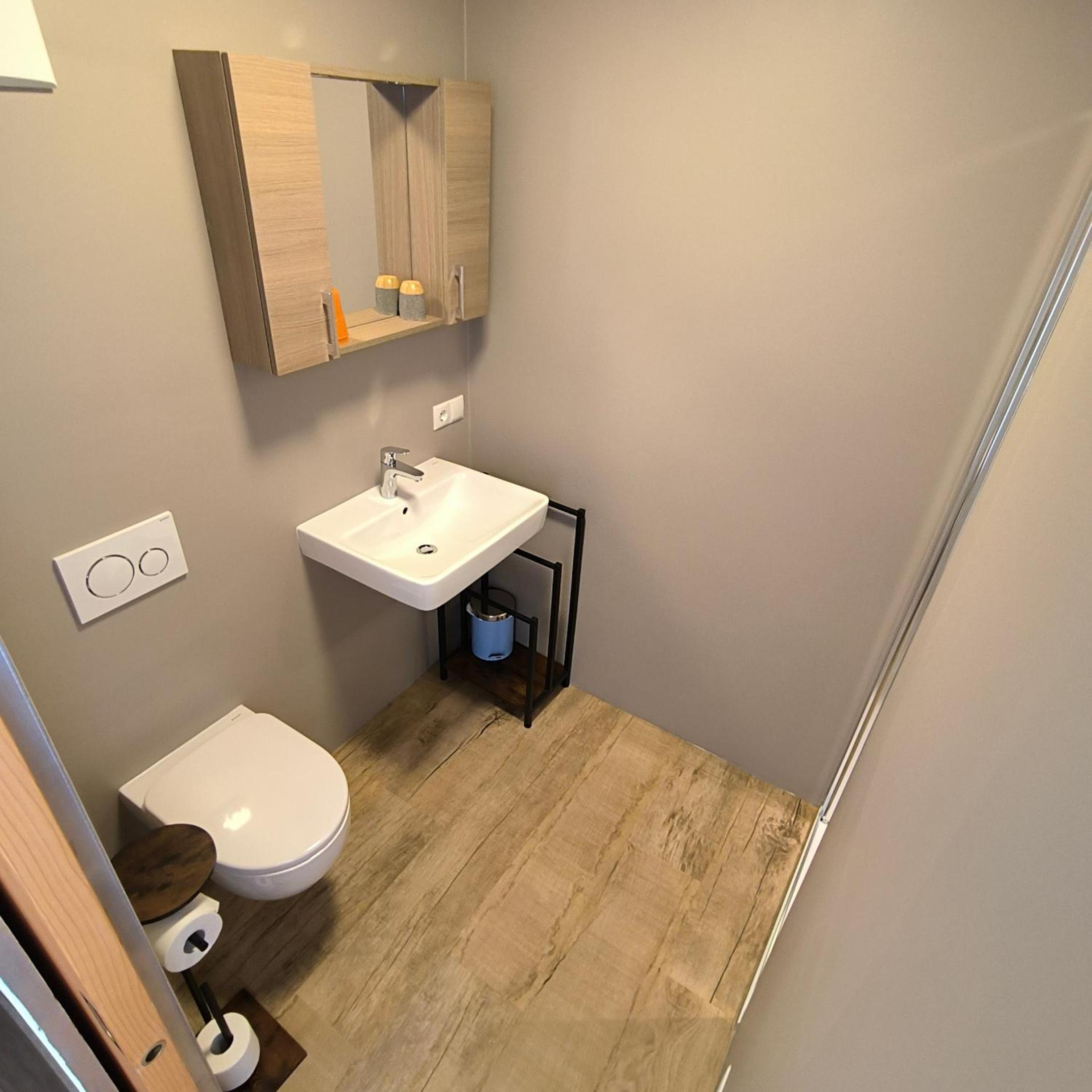 Double Room with Private Bathroom photo 2
