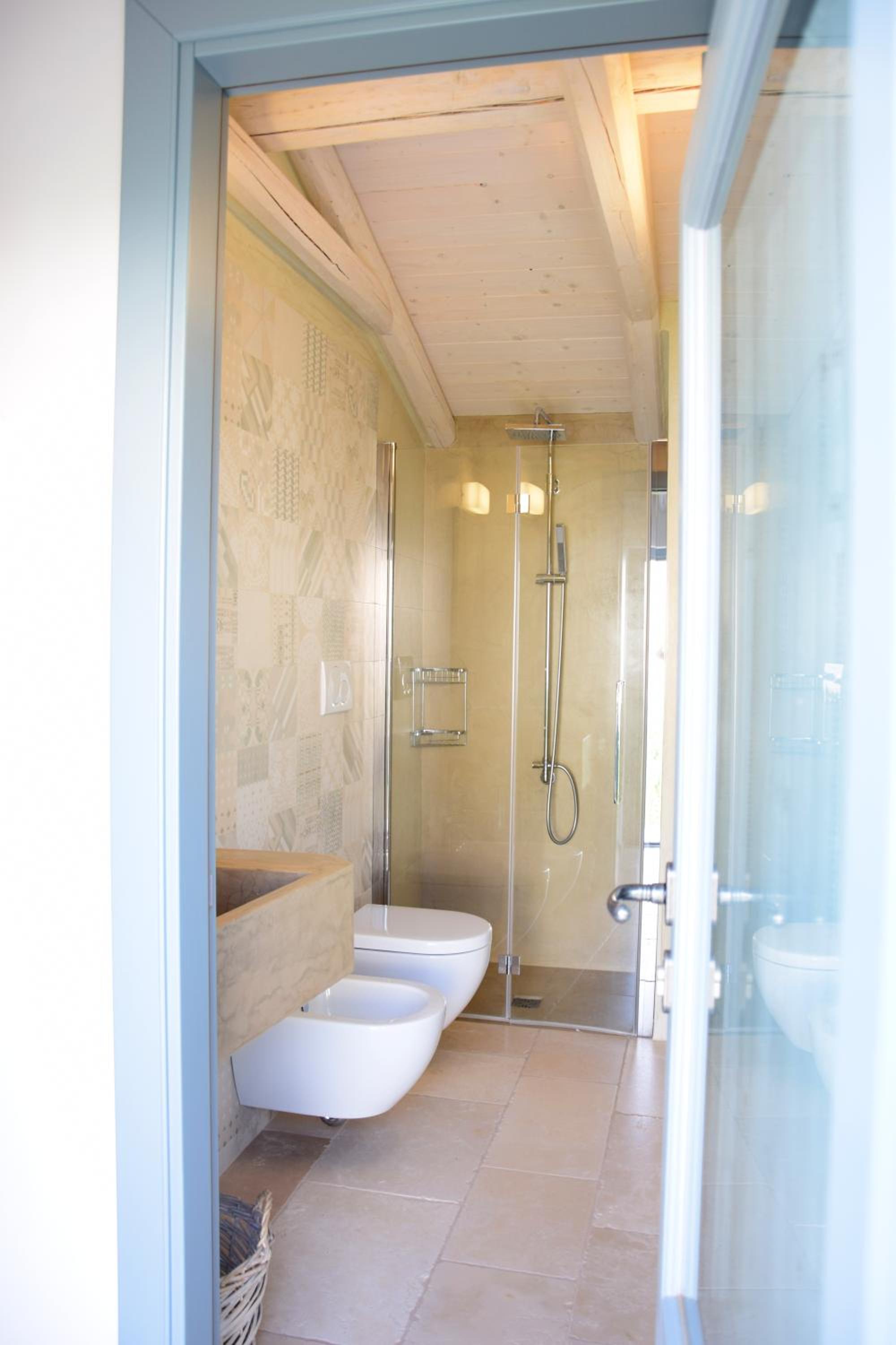 Double Room - Attic - Photo 10