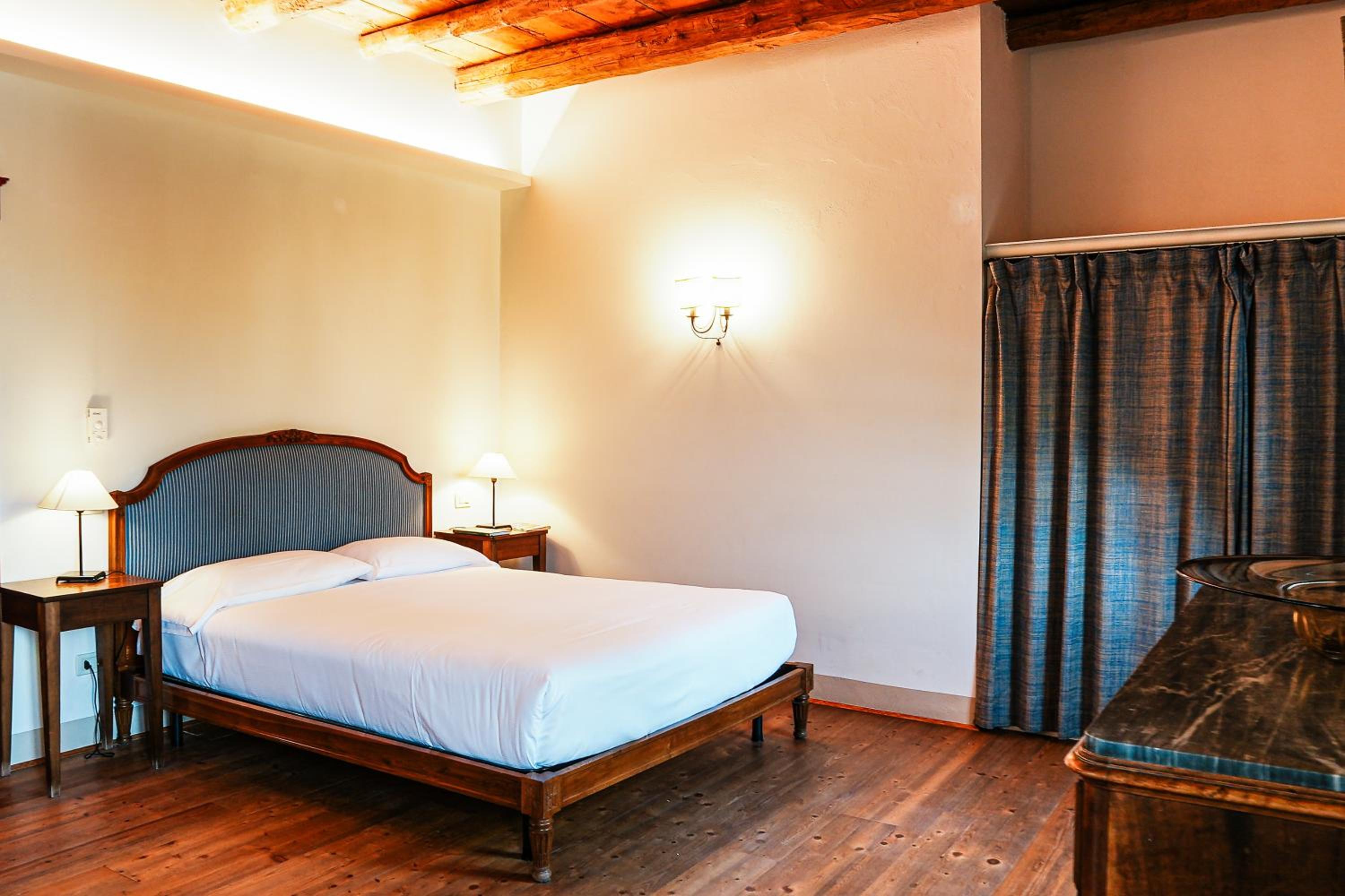 Classic Triple Room - Photo 4