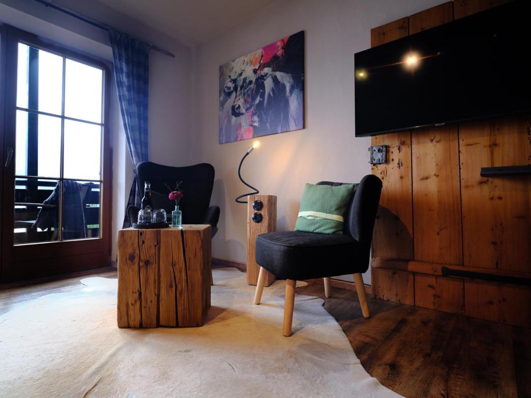 Double Room with Balcony photo 3