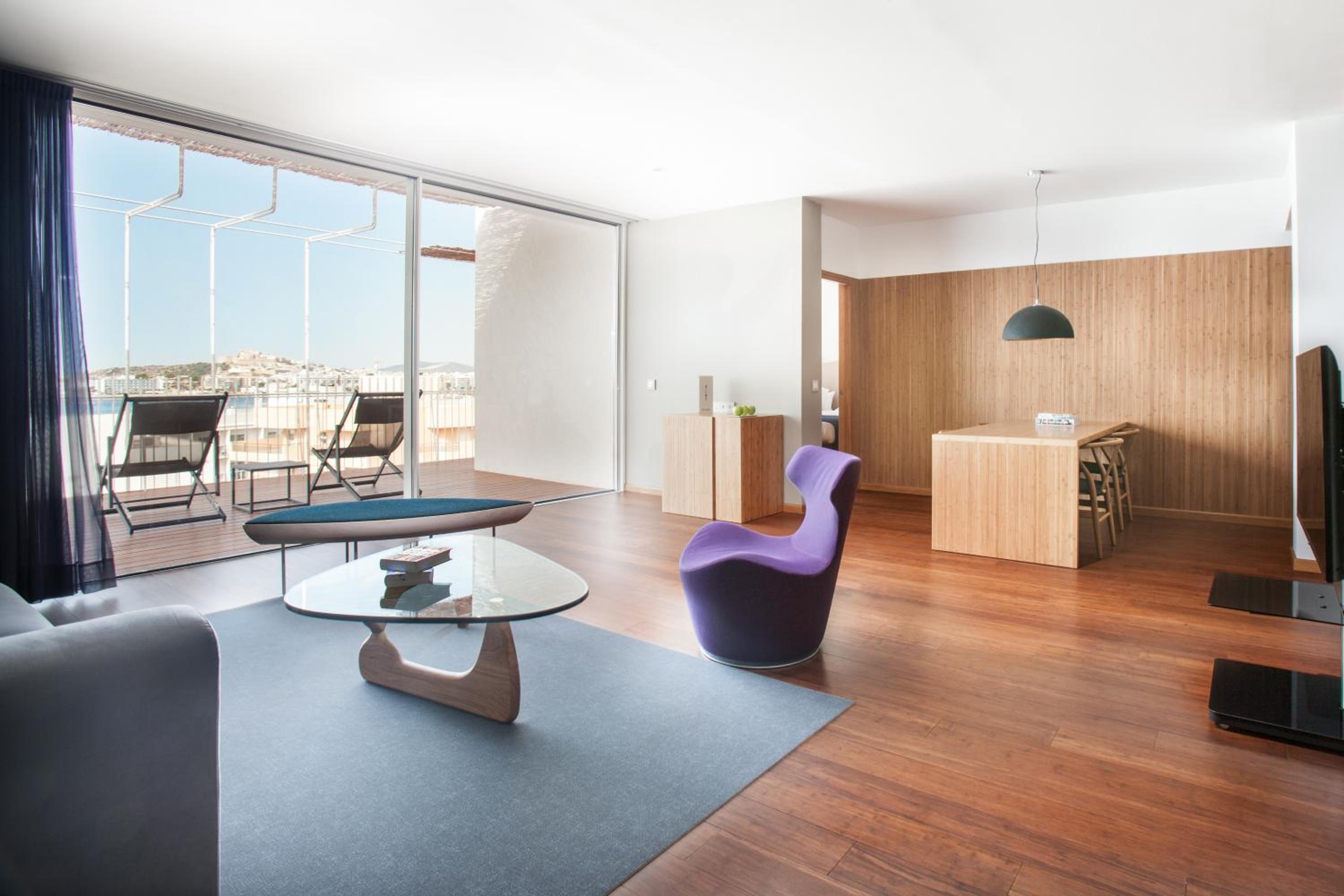 Apartamento Dúplex Suite con Piscina Privada.