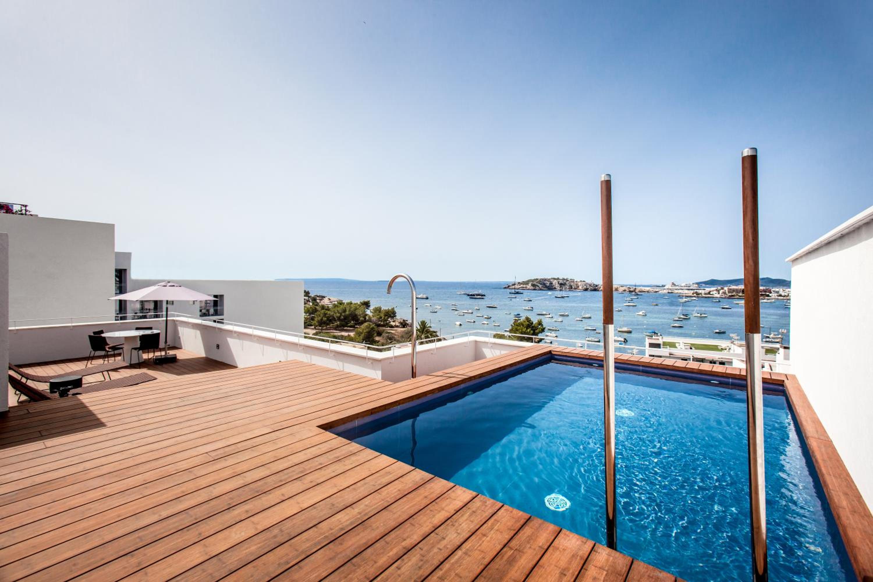 Suite Duplex Apartment with Private Pool photo 3