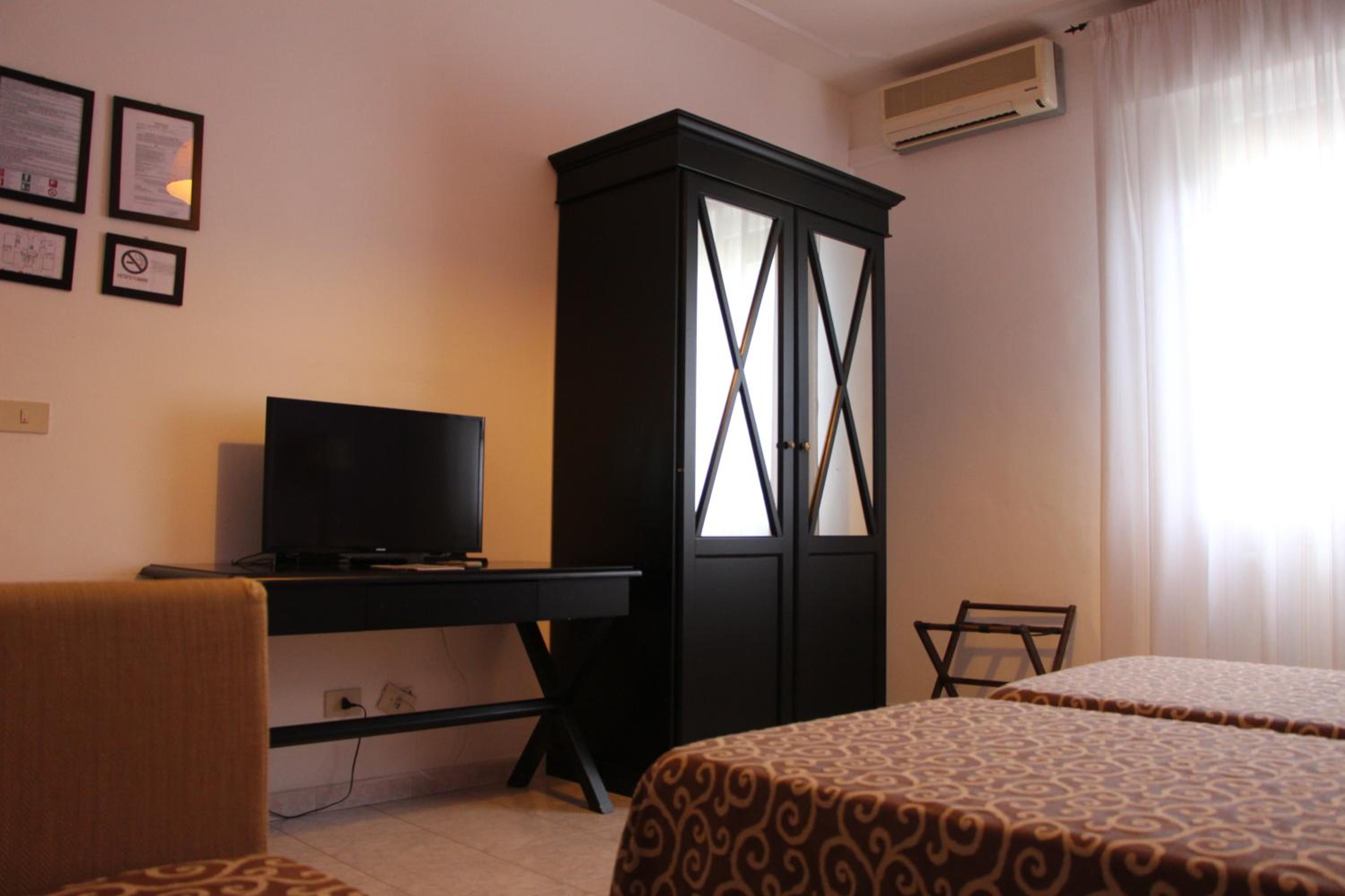 Standard Single Room photo 2