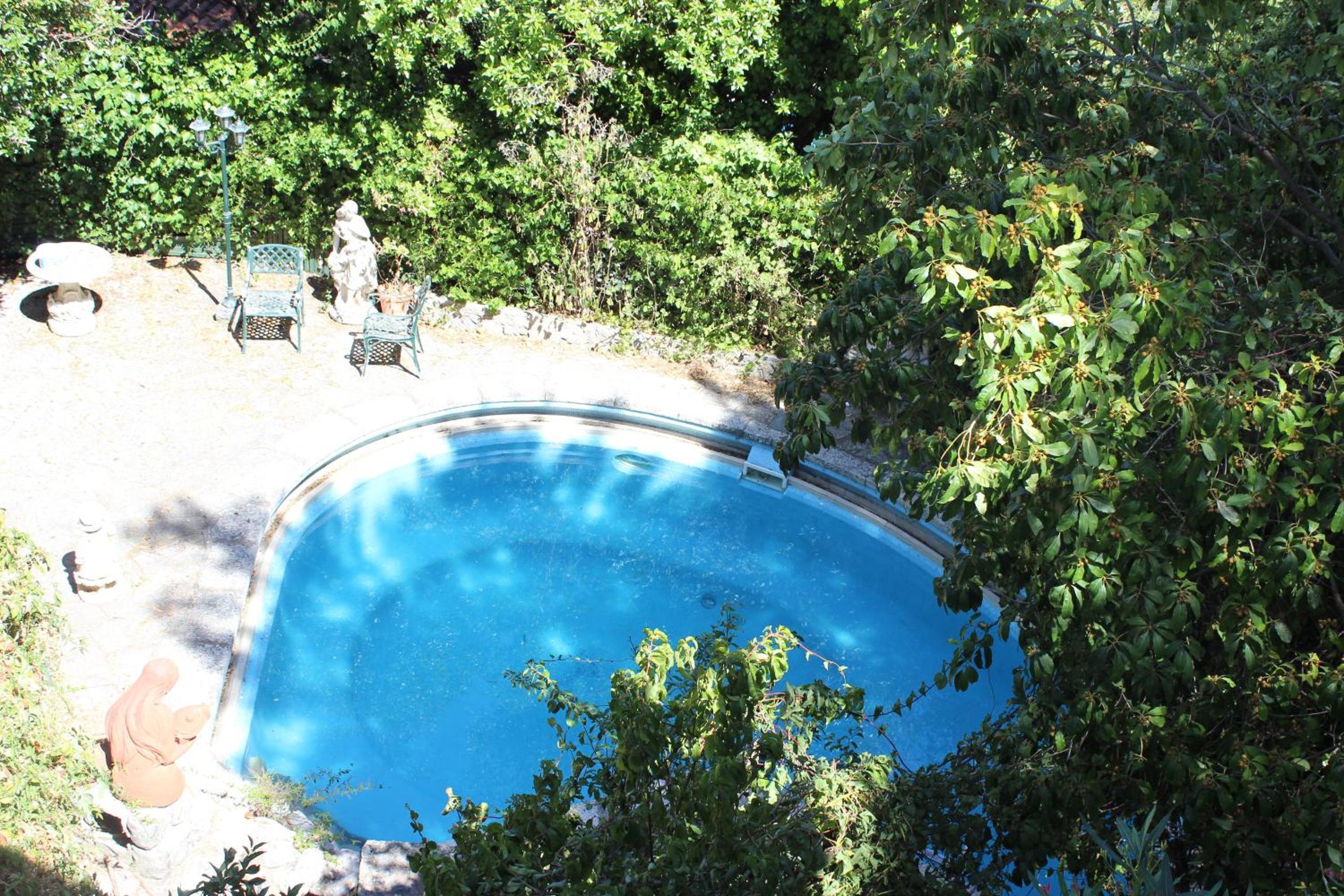 Quadruple Room with Balcony photo 3