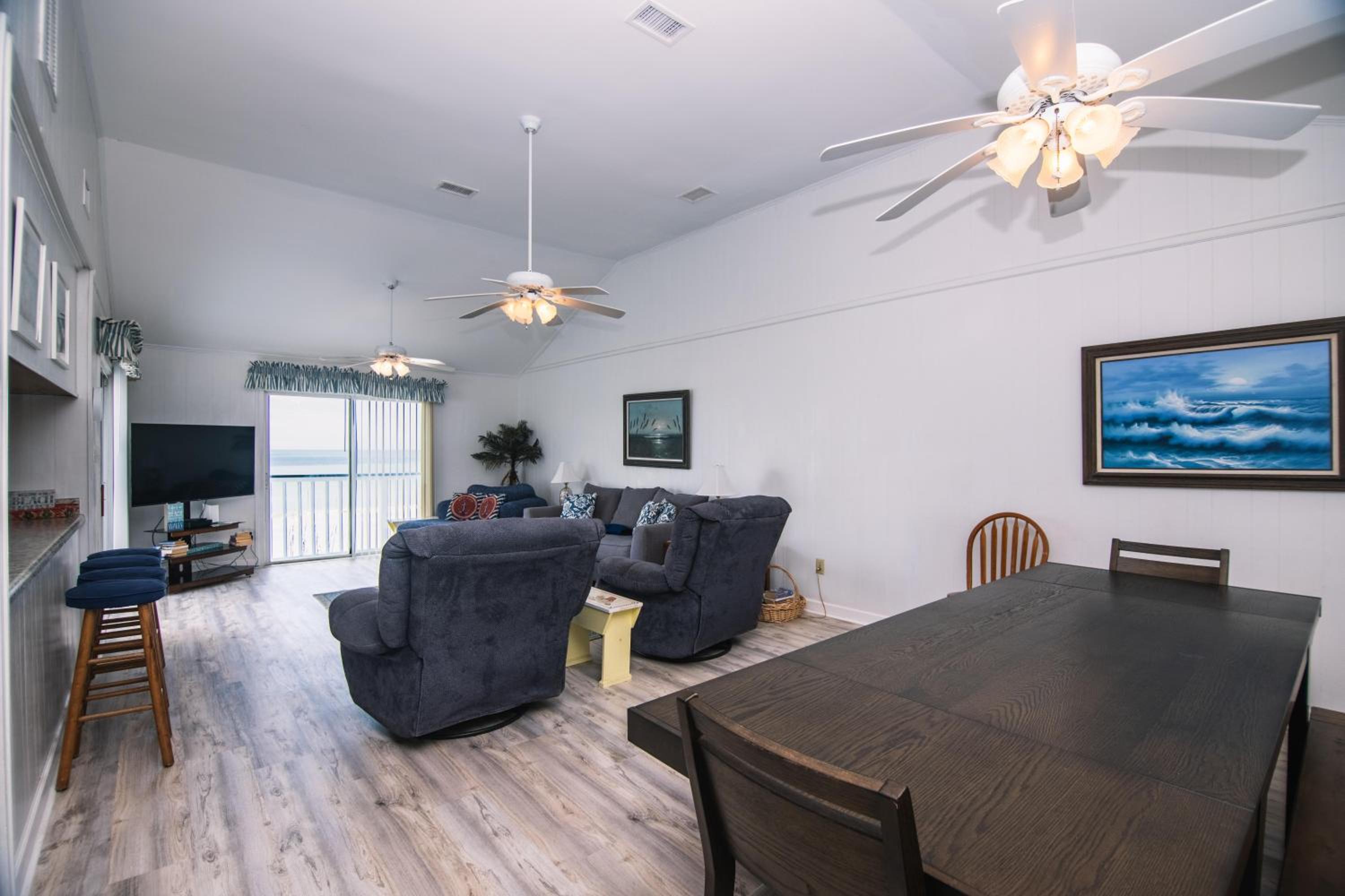 Four-Bedroom Holiday Home photo 3