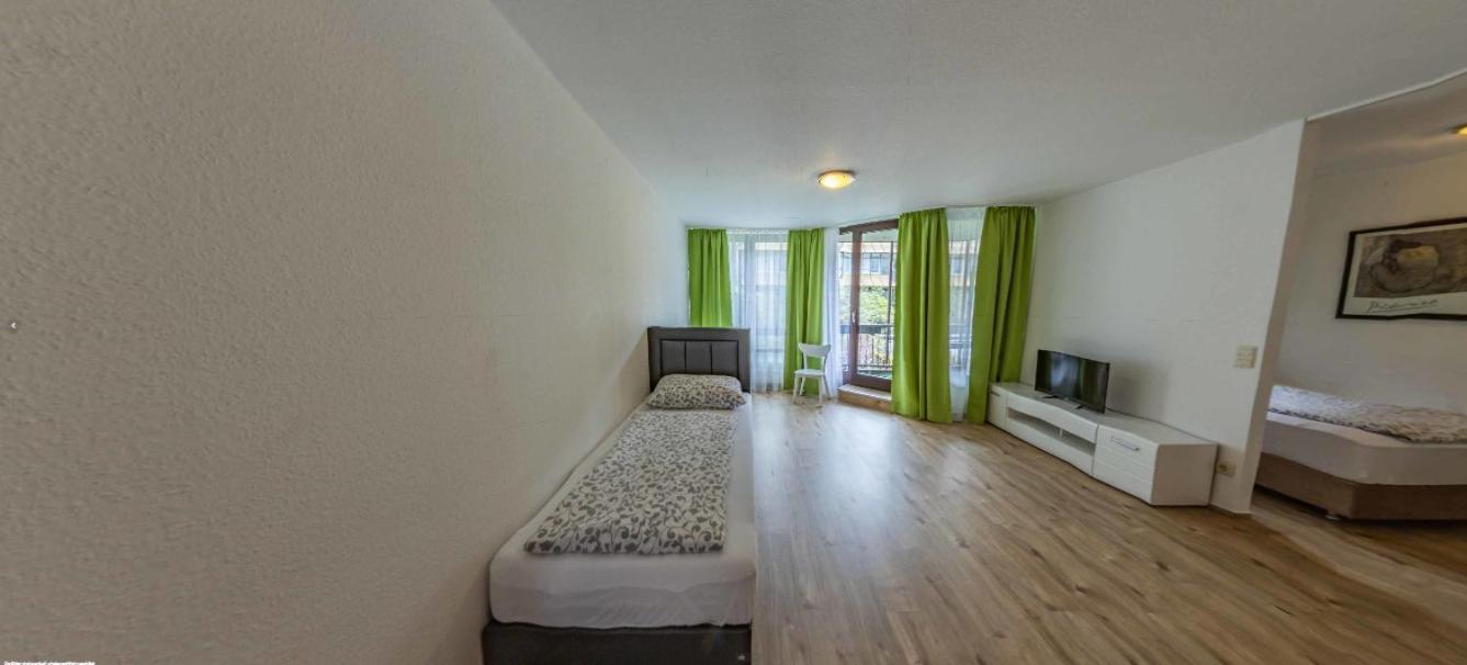 One-Bedroom Apartment with Balcony photo 2