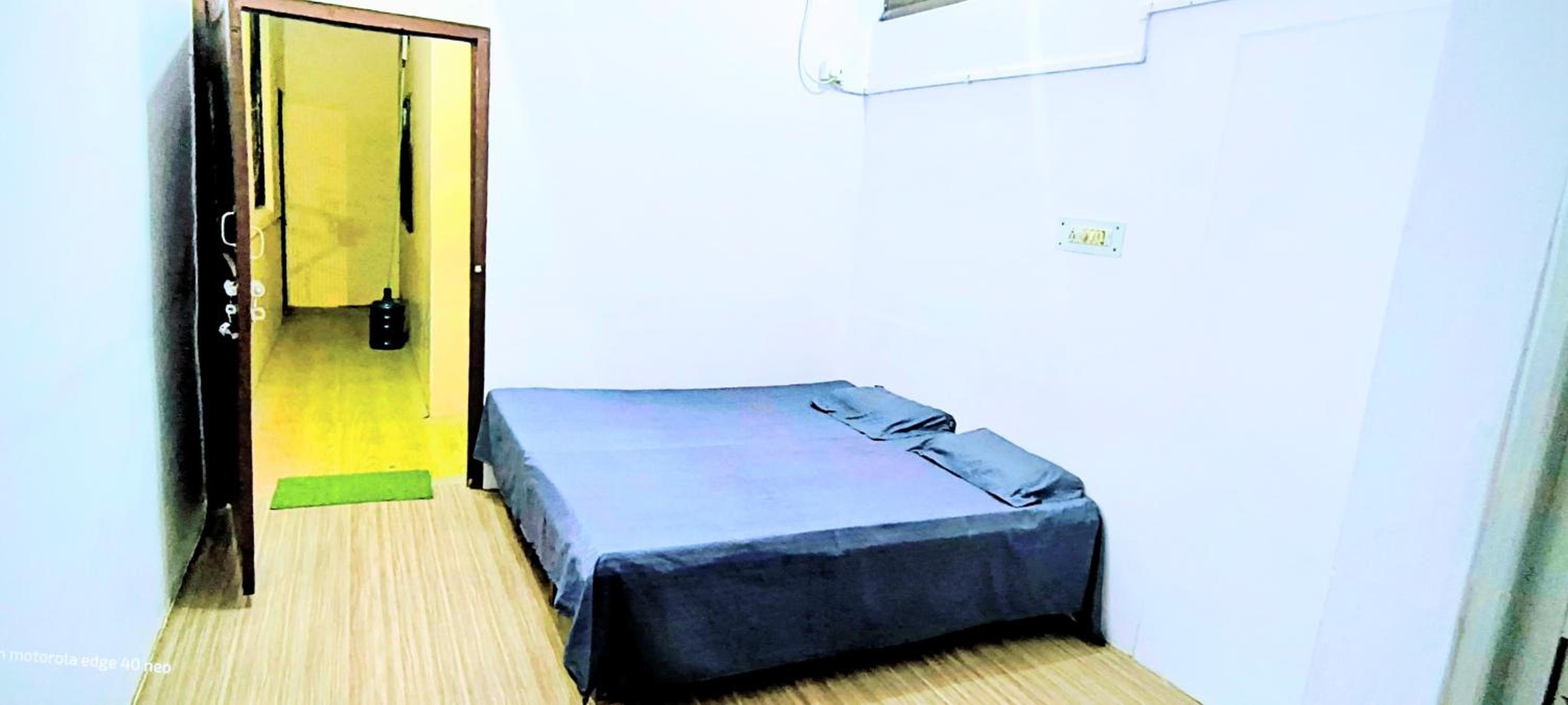 Budget Double Room photo 1