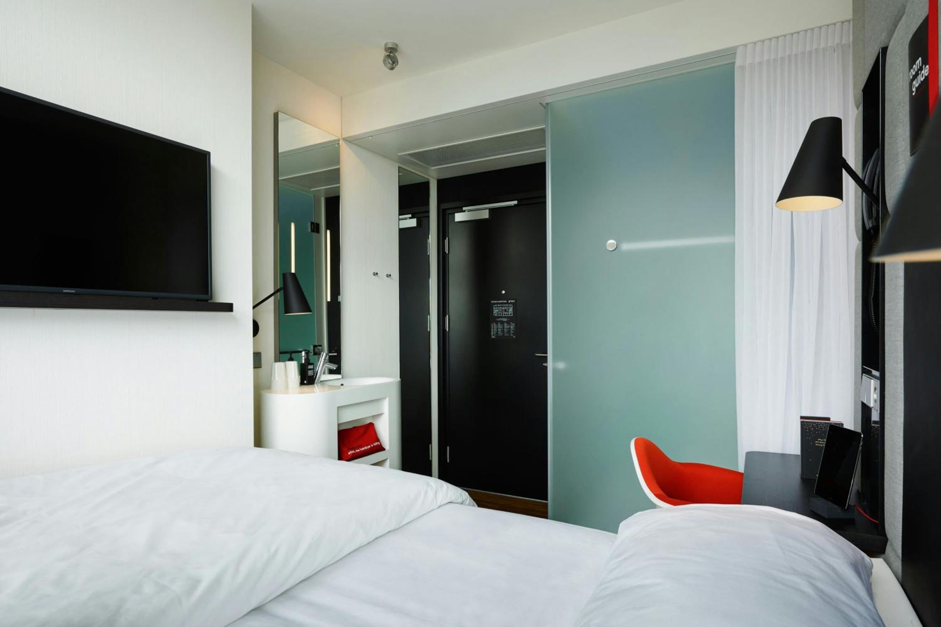 Single Room with One Double Bed
