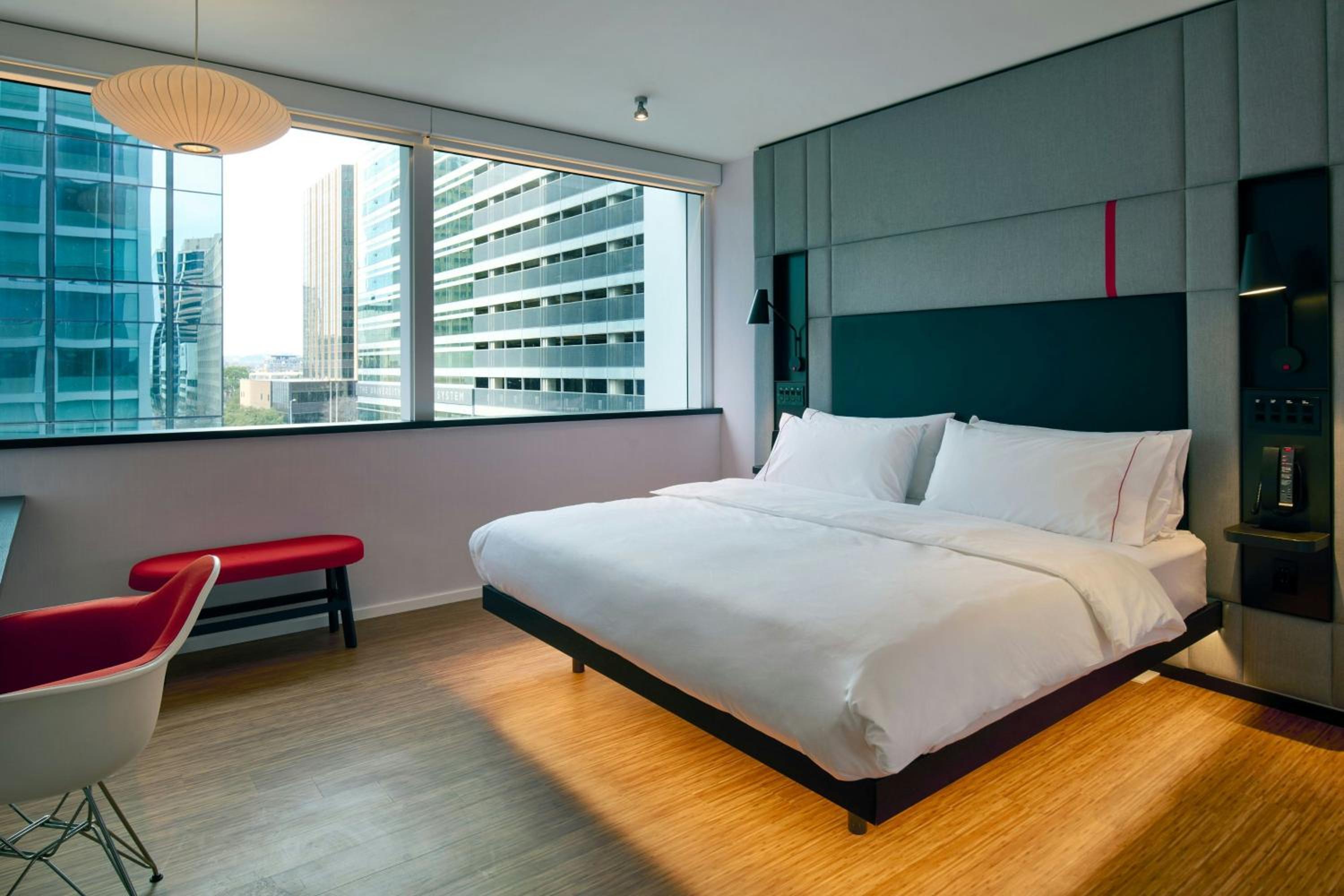 King Room - Accessible - Photo 1