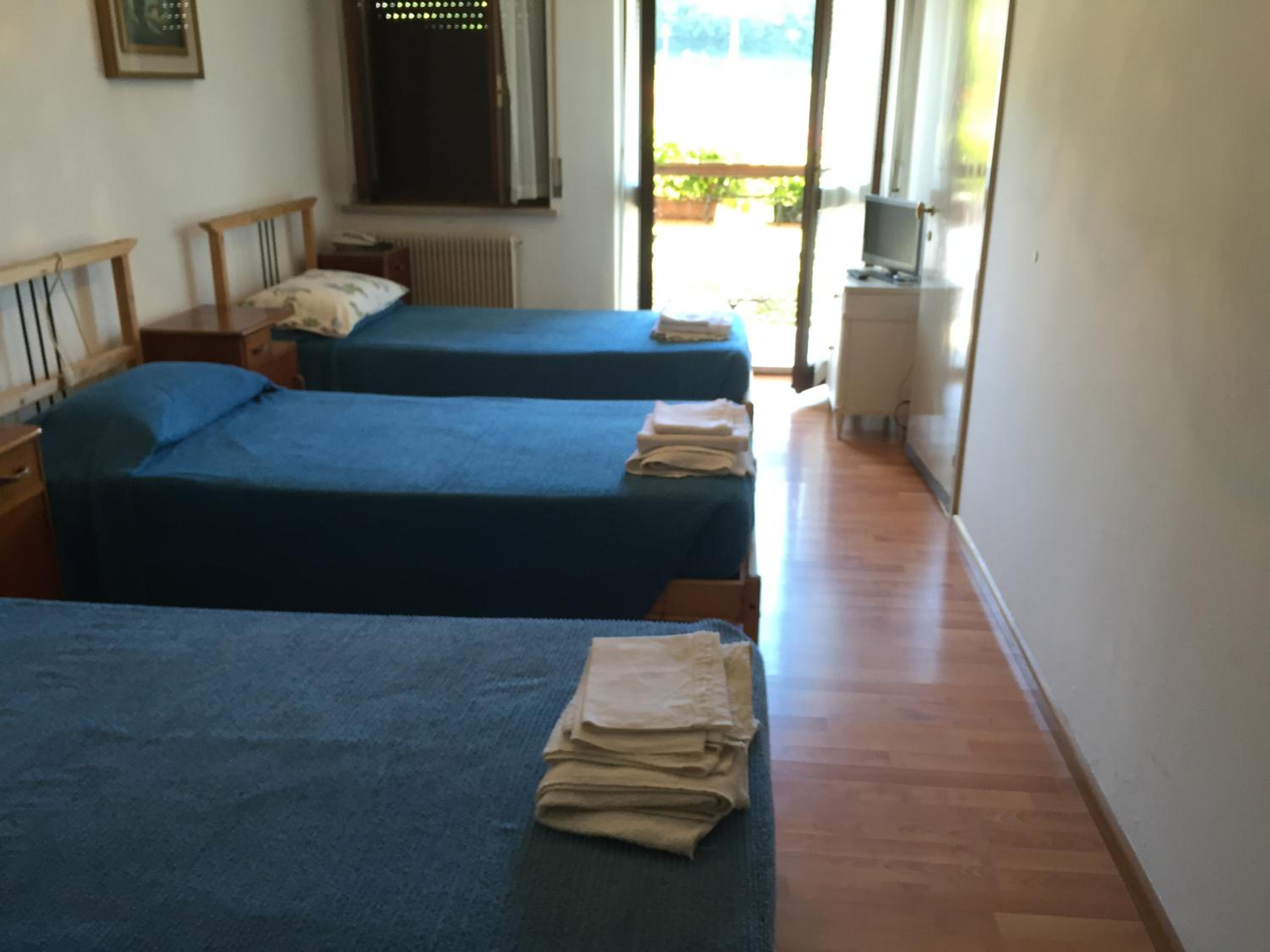Triple Room - Photo 1