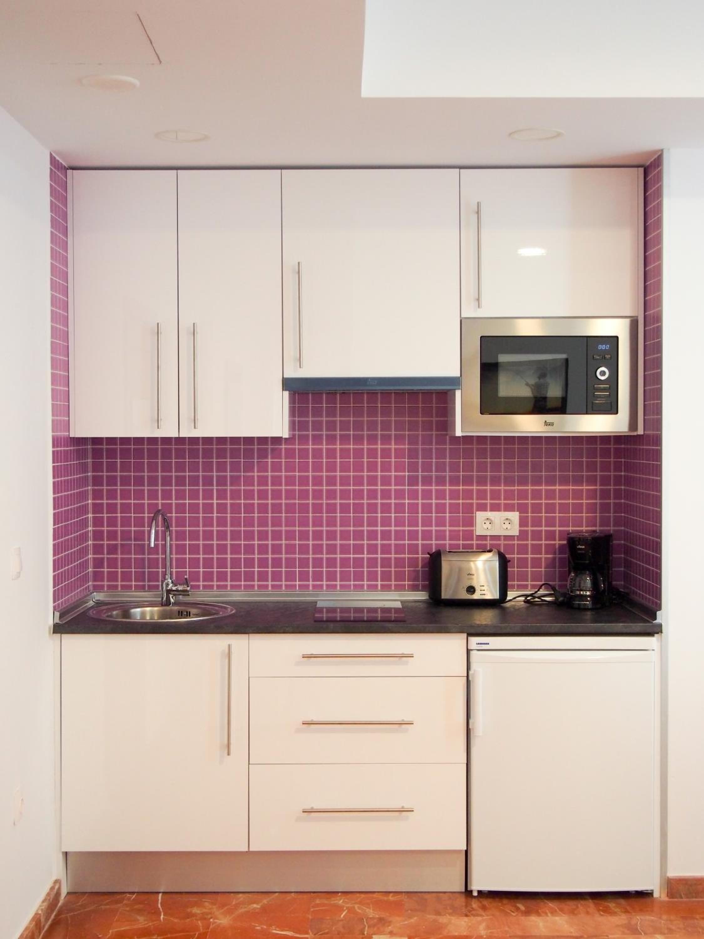 Two-Bedroom Apartment - Photo 2