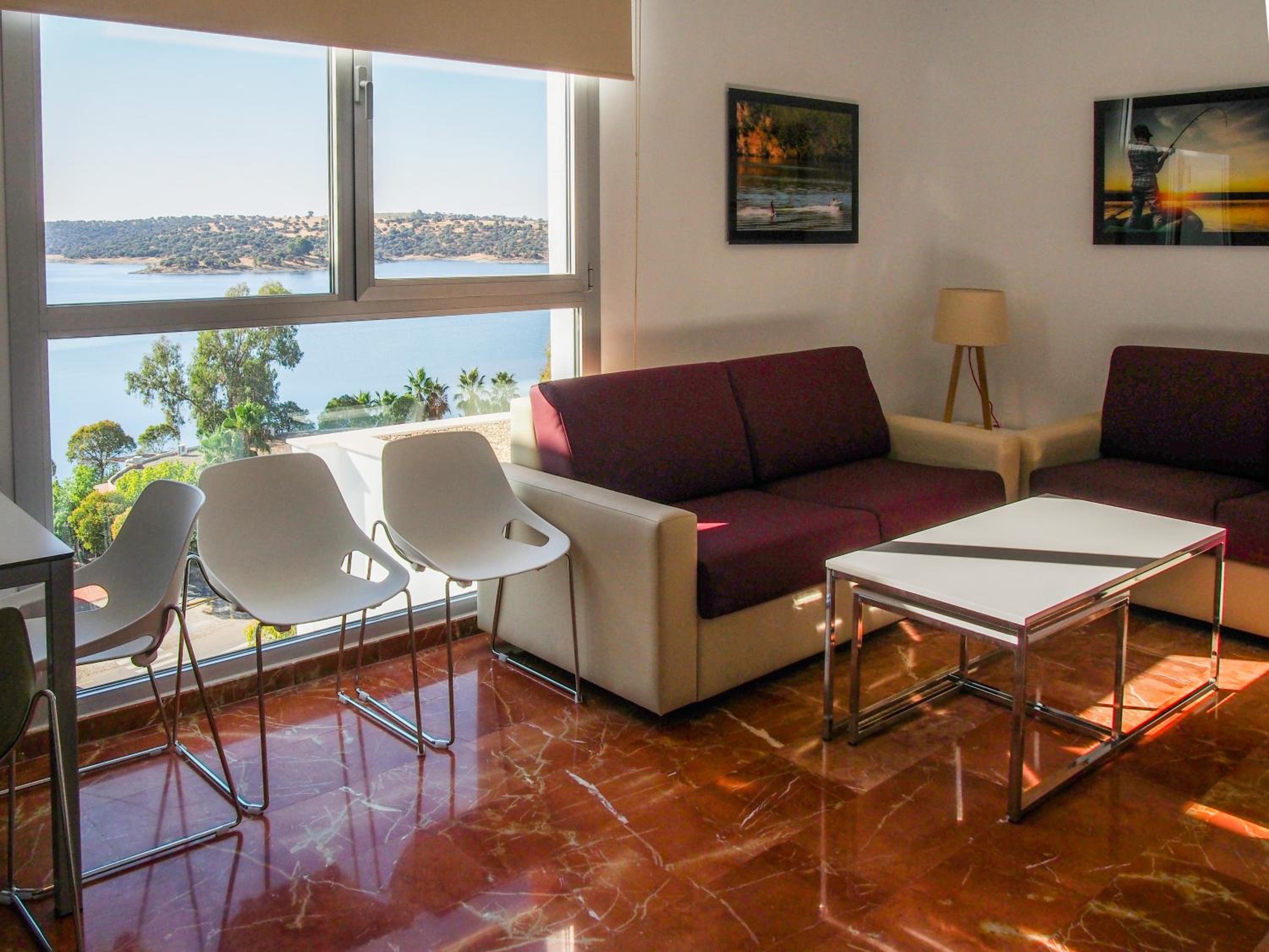 Two-Bedroom Apartment - Photo 11