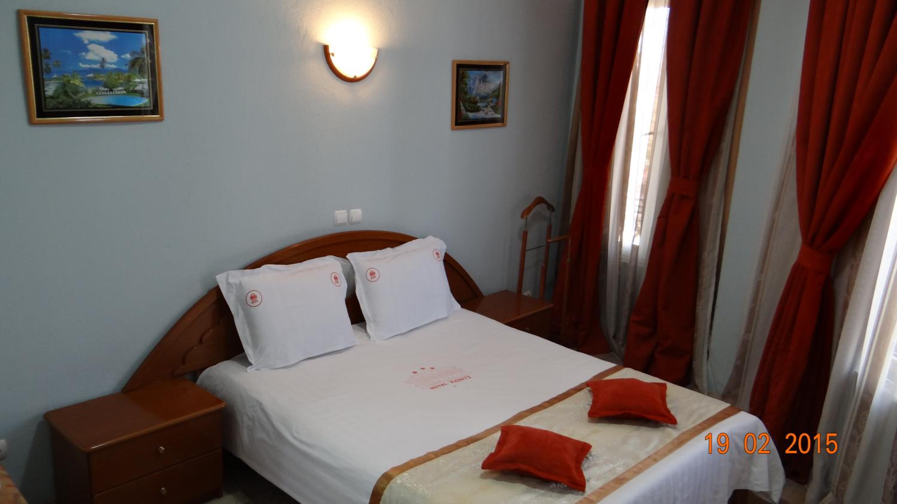 Budget Double Room photo 3