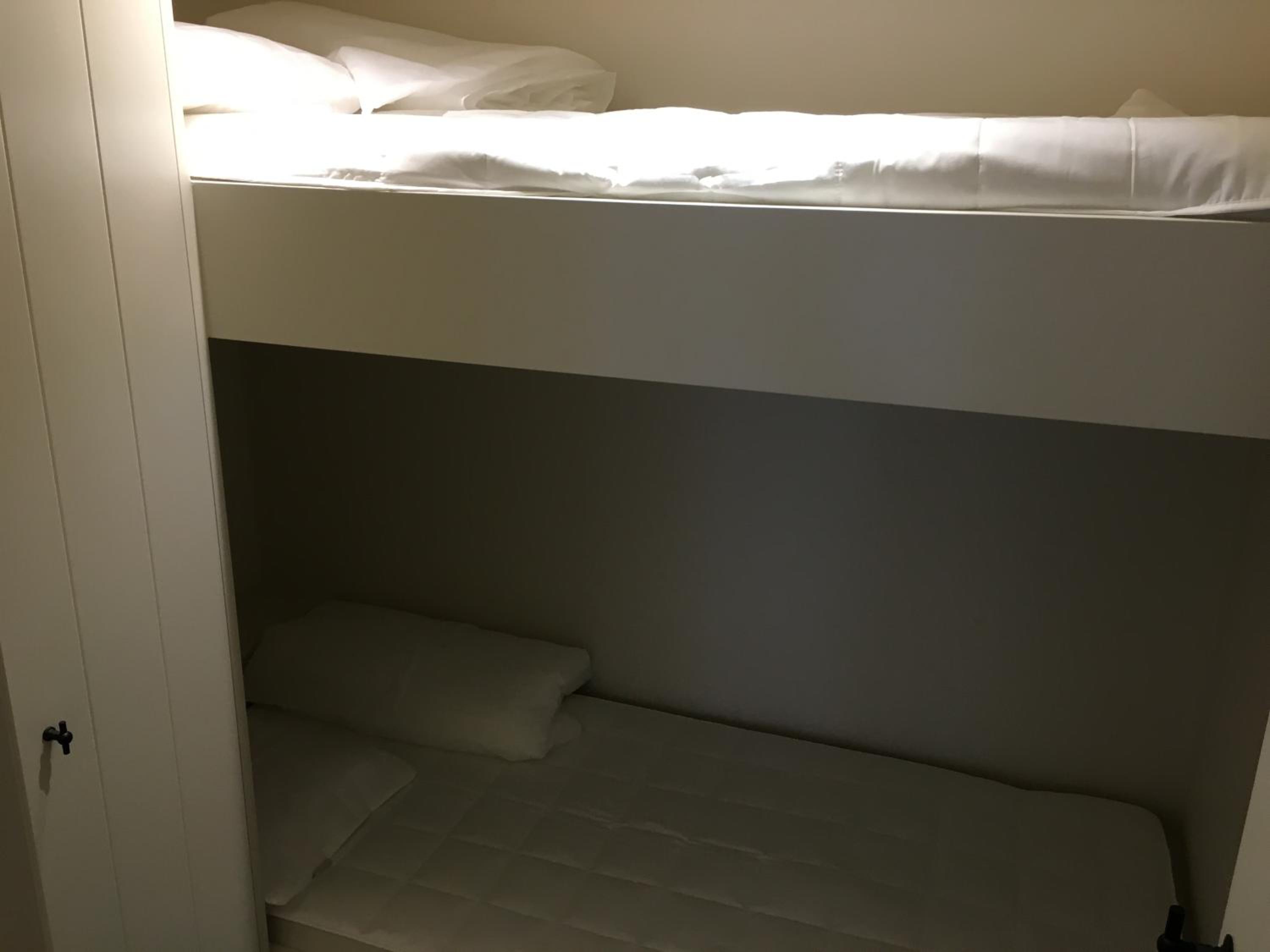 Two-Bedroom Apartment - Photo 20